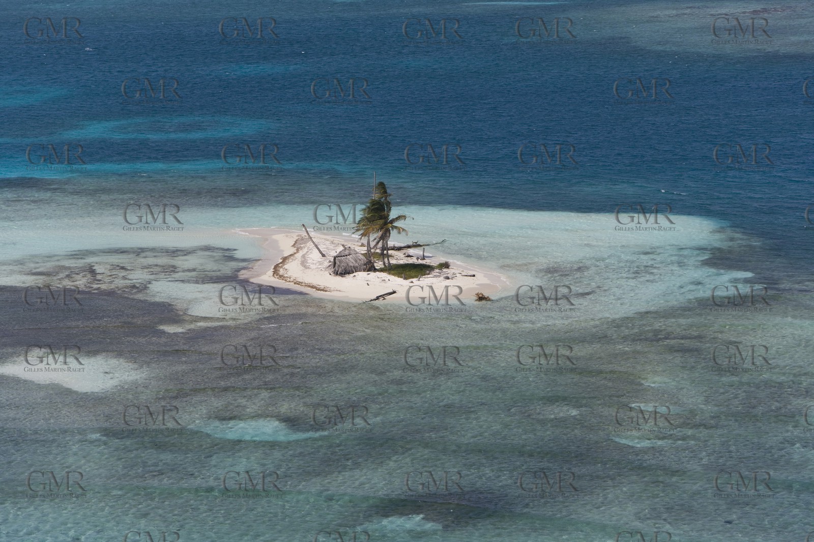 01 02 2008 - San Blas Archipelago (Panama) - Motor Yacht Senses