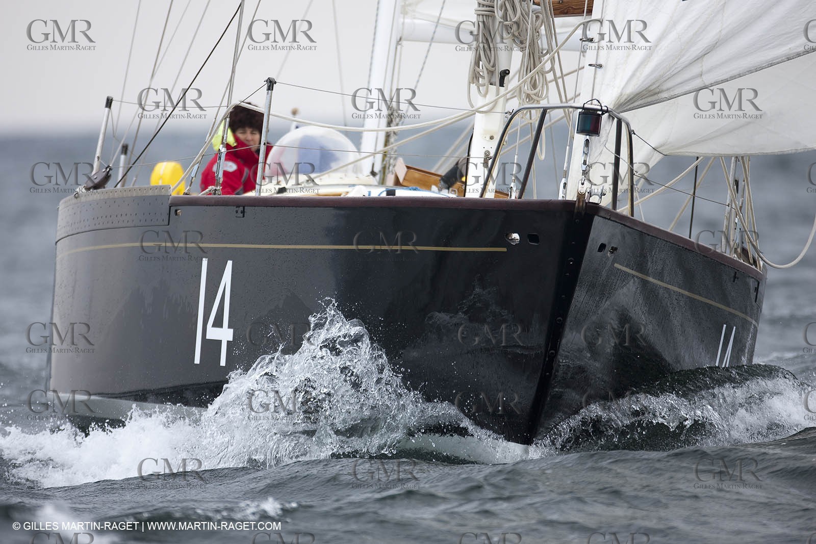 19 05 2010- Lorent- (FRA,56)  -  Pen Duick II