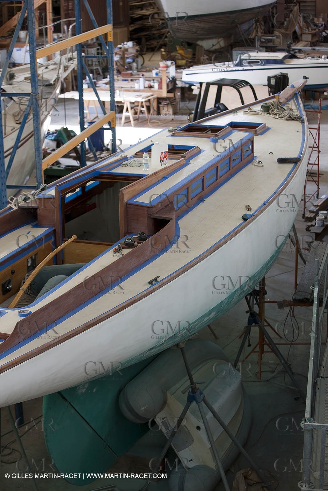 13 03 2010 - La Ciotat (FRA,13) - Oriole - Annual maintenance at  Charpentiers Réunis boatyard