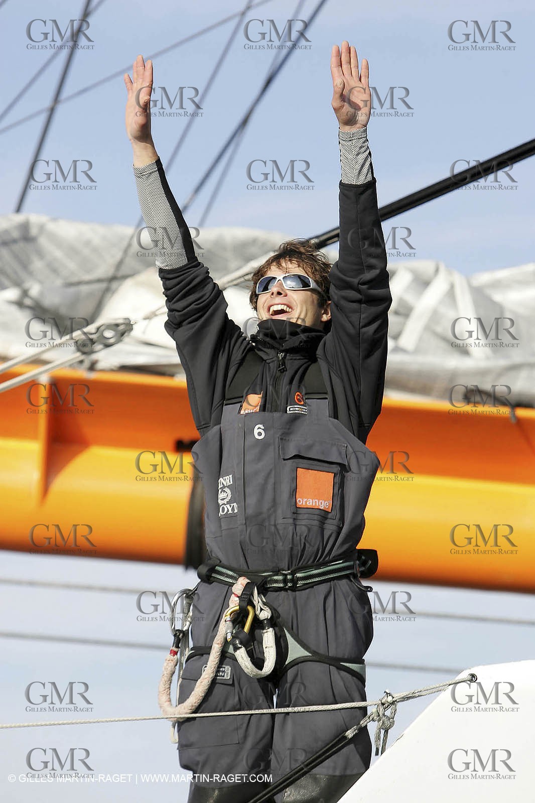 Orange II - 2005 Jules Verne Trophy finish - Brest - On shore - Nicolas de Castro