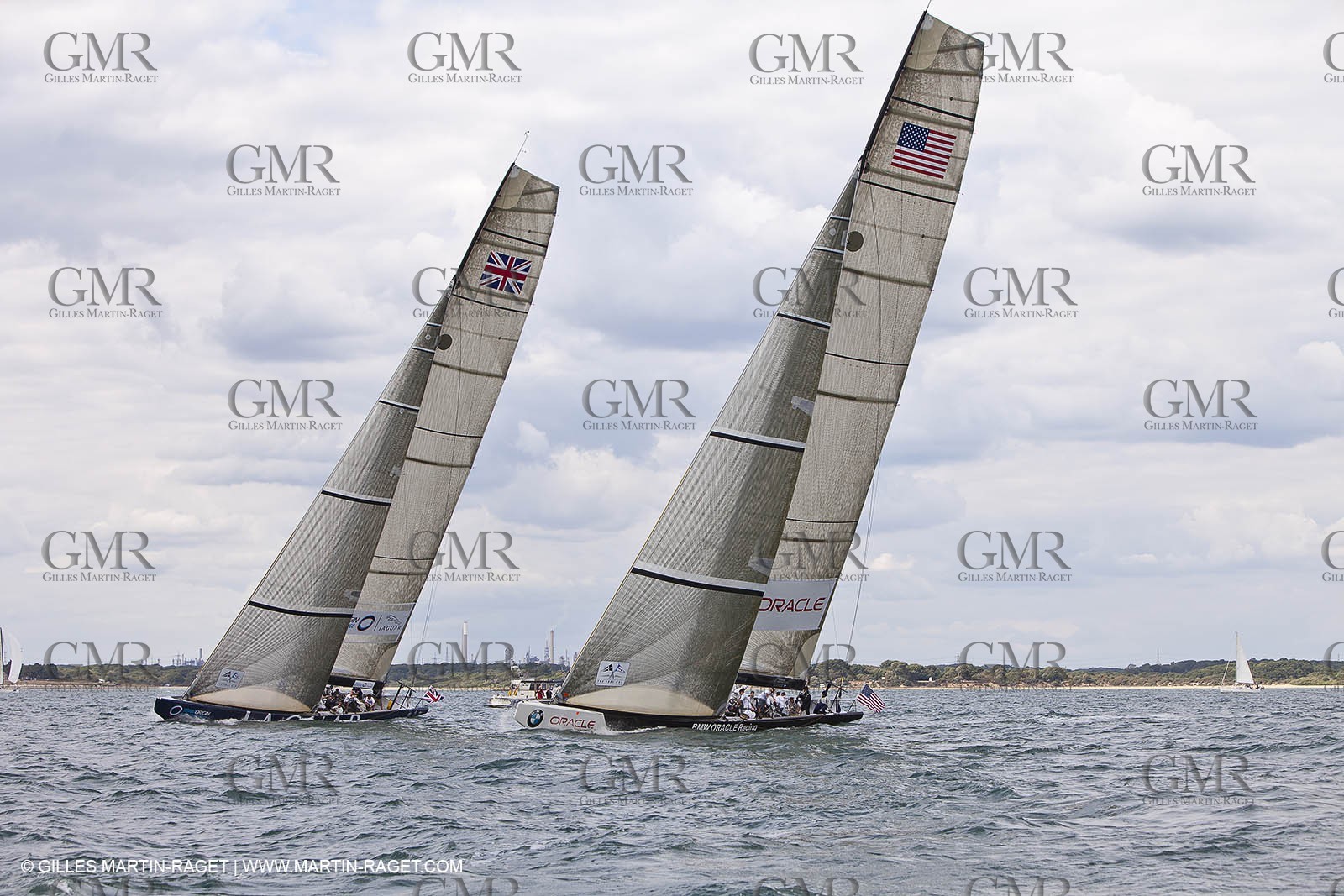 02 08 2010 - Cowes (UK, IOW) -  The 1851 Cup -  BMW ORACLE Racing - Training Day