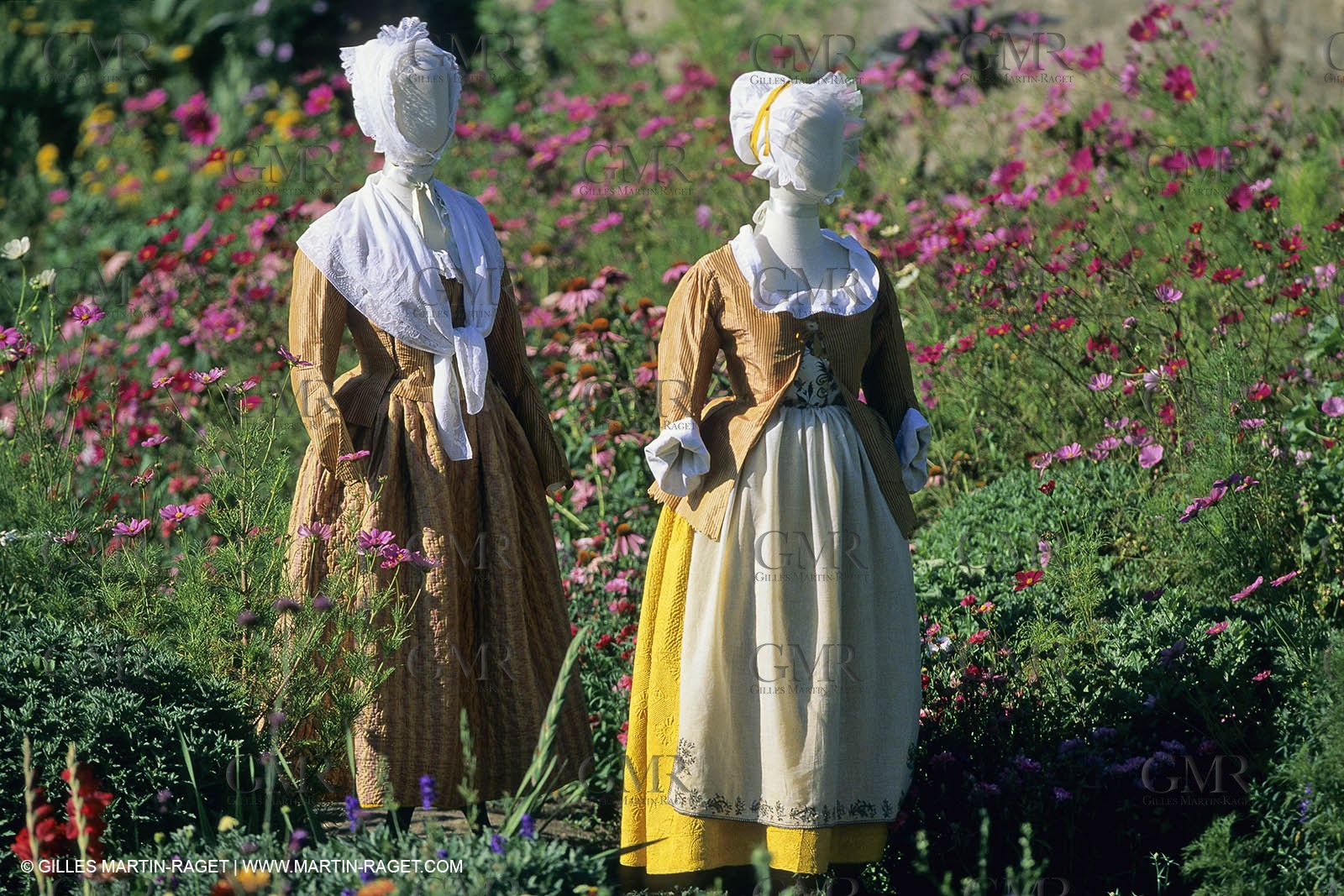 Boutis - cloths from Provence - Cstles costumes exhibition