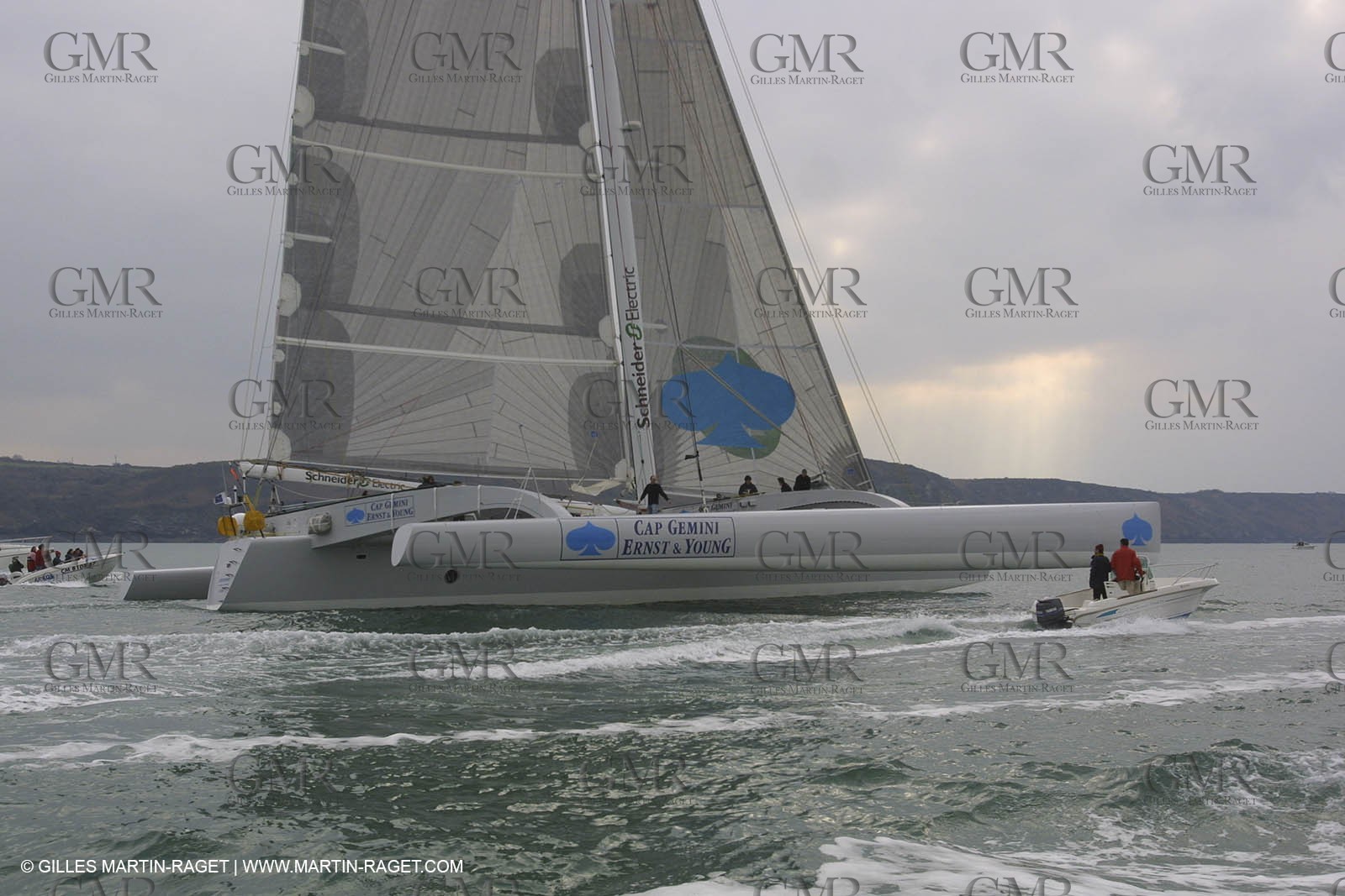 Geronimo - Jules Verne Trophy 2001 start - Brest