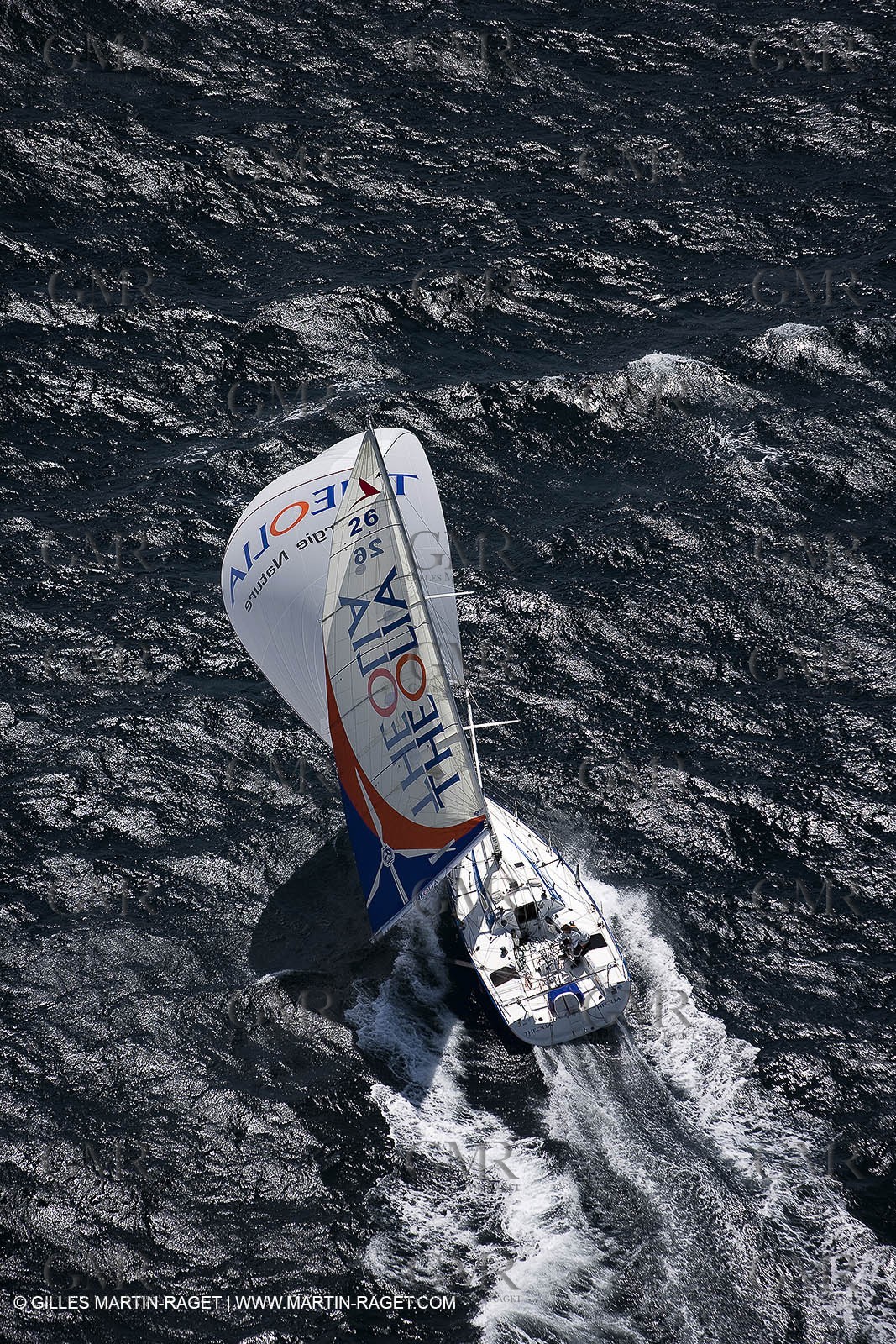 06-26-2007 - FIGARO II - THEOLIA - Skipper : Robert Nagy - Training off Marseille (south France) with strong wind conditions