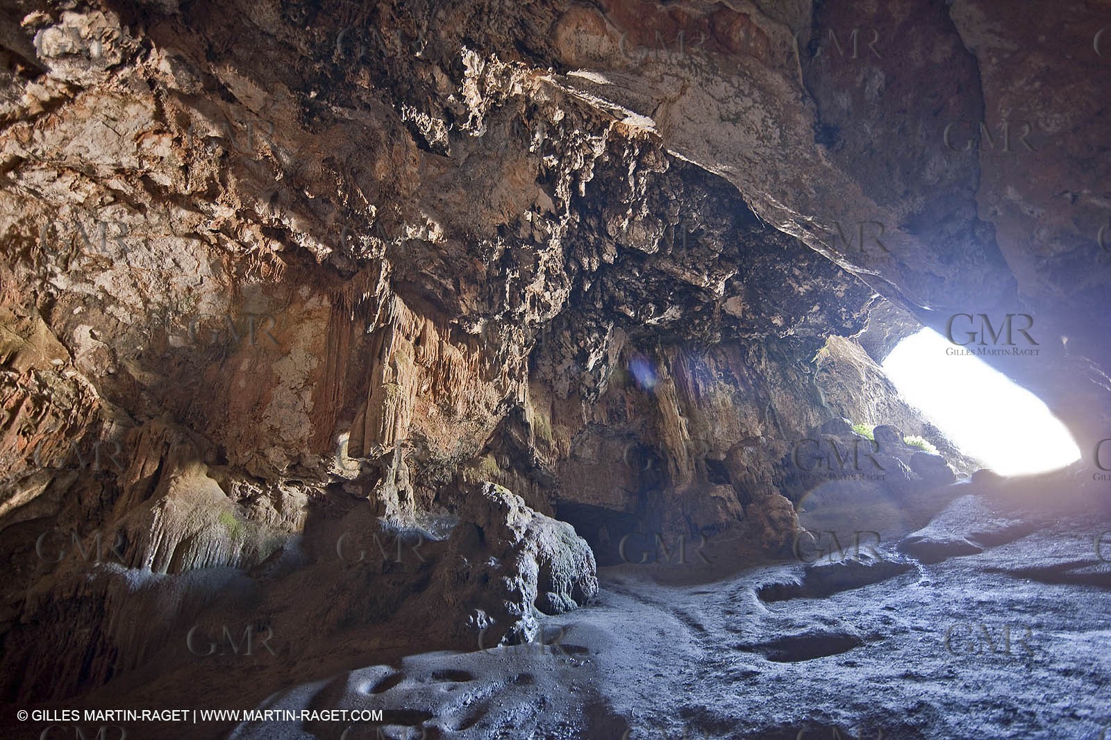 18 04 2009 - Marseille (FRA, 13) - Les Calanques - St Michel d'eau douce cave