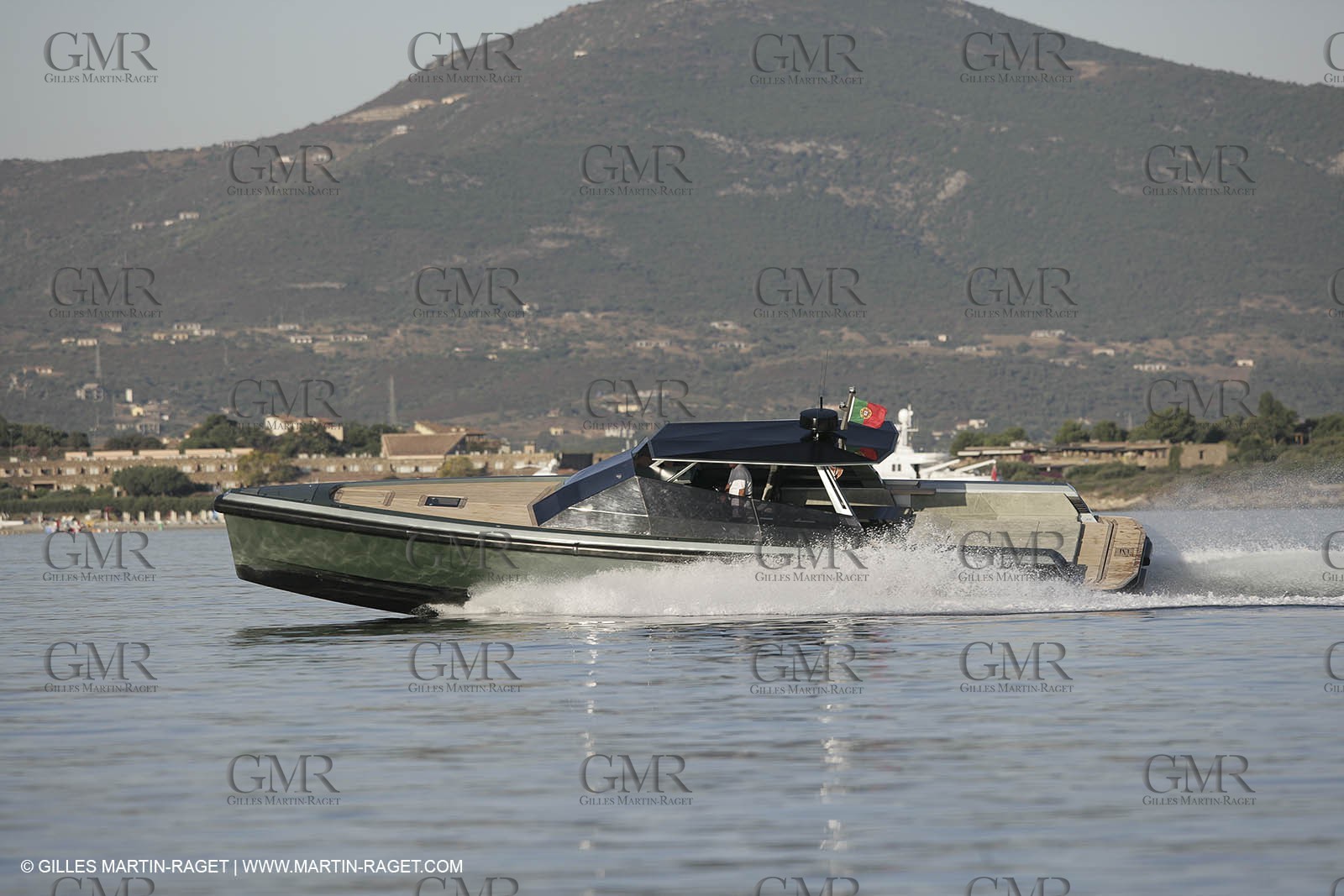 16 07 2007 - Portisco (Italie, Sardaigne) - Wally Power 47, 2007 version