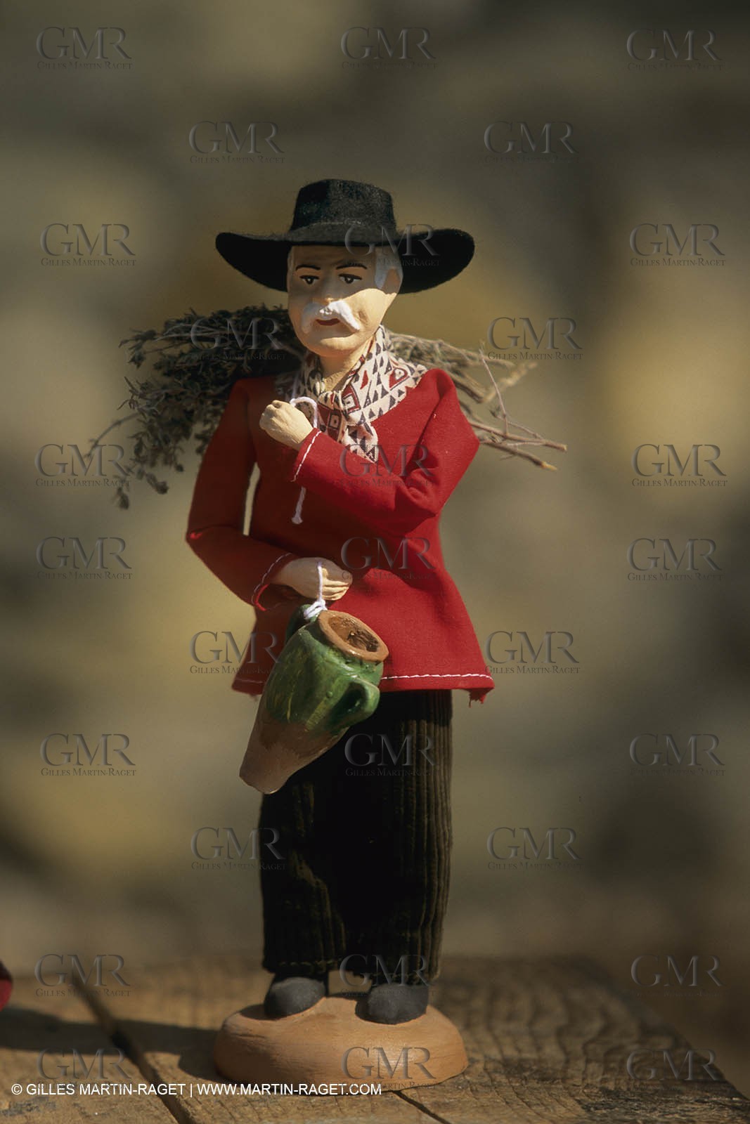 Baux de Provence, Cribs making