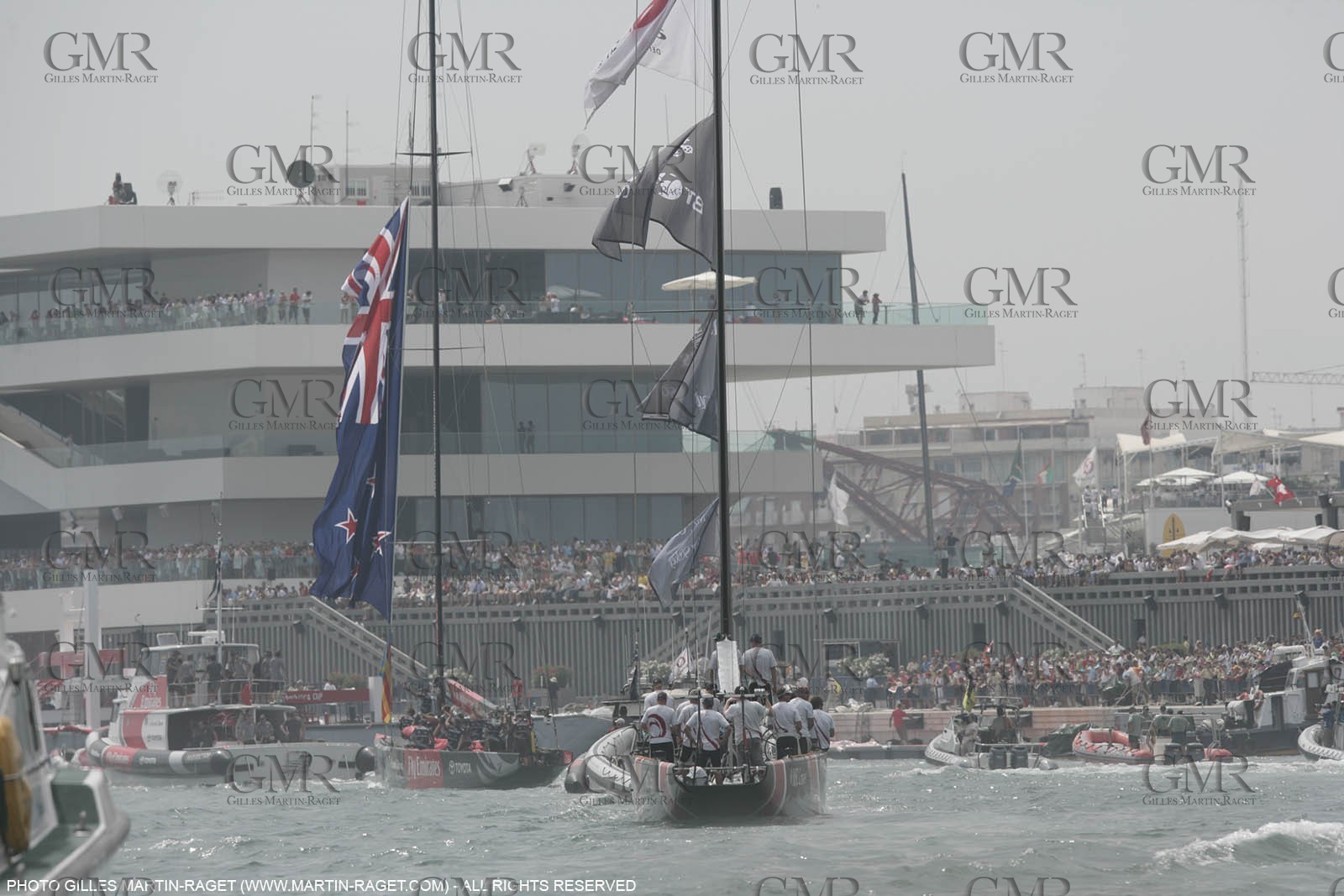 01 07 2007-Valencia (Spain)- 32nd America's Cup - Final Match - Day 7 - Alinghi vs Emirates Team New Zealand
