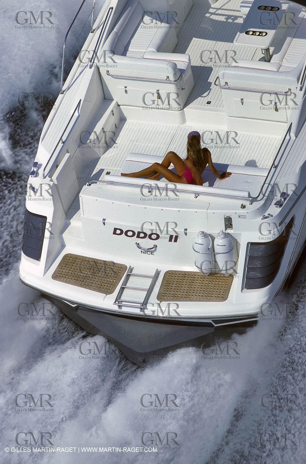 MotorYacht - People