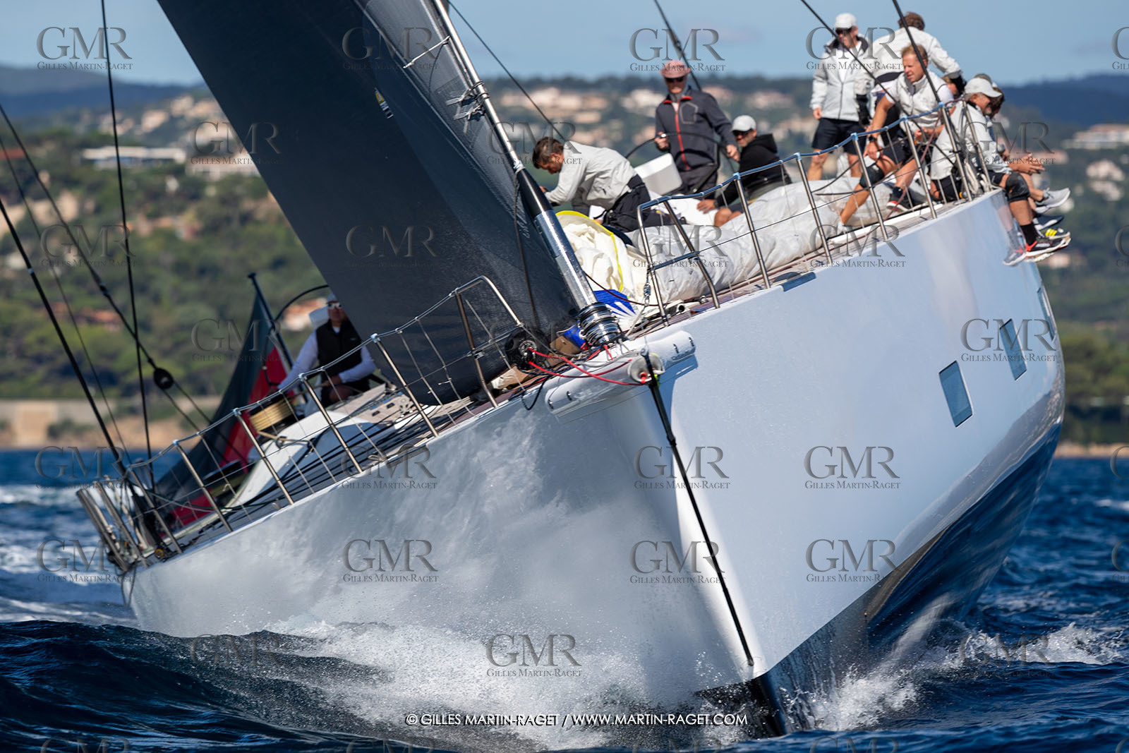29 09 2024, Saint-Tropez (FRA), Les Voiles de Saint-Tropez 2024, Day 2, Trainings