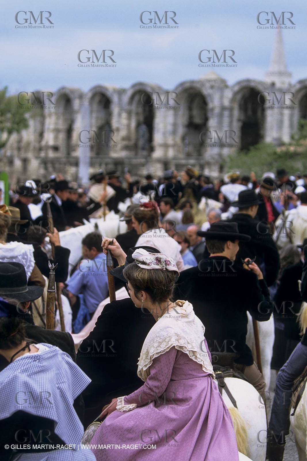 Arles (FRA,13) - Costume from Arles Fest