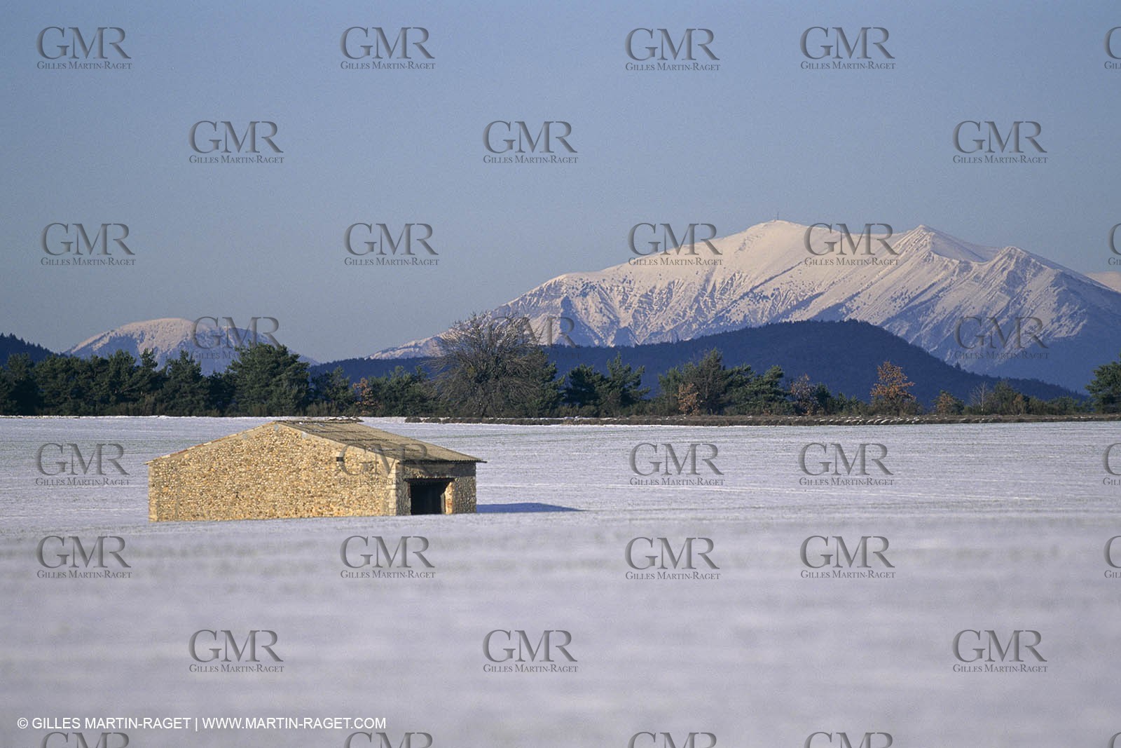 Provence under snow - Higher Provence - Valensole plateau