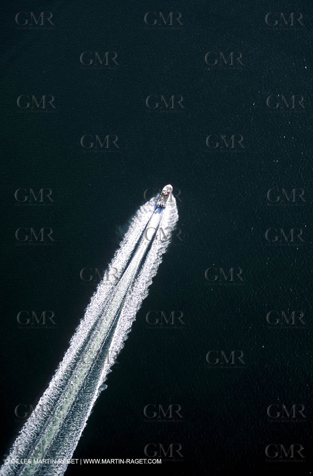 Motor boat running