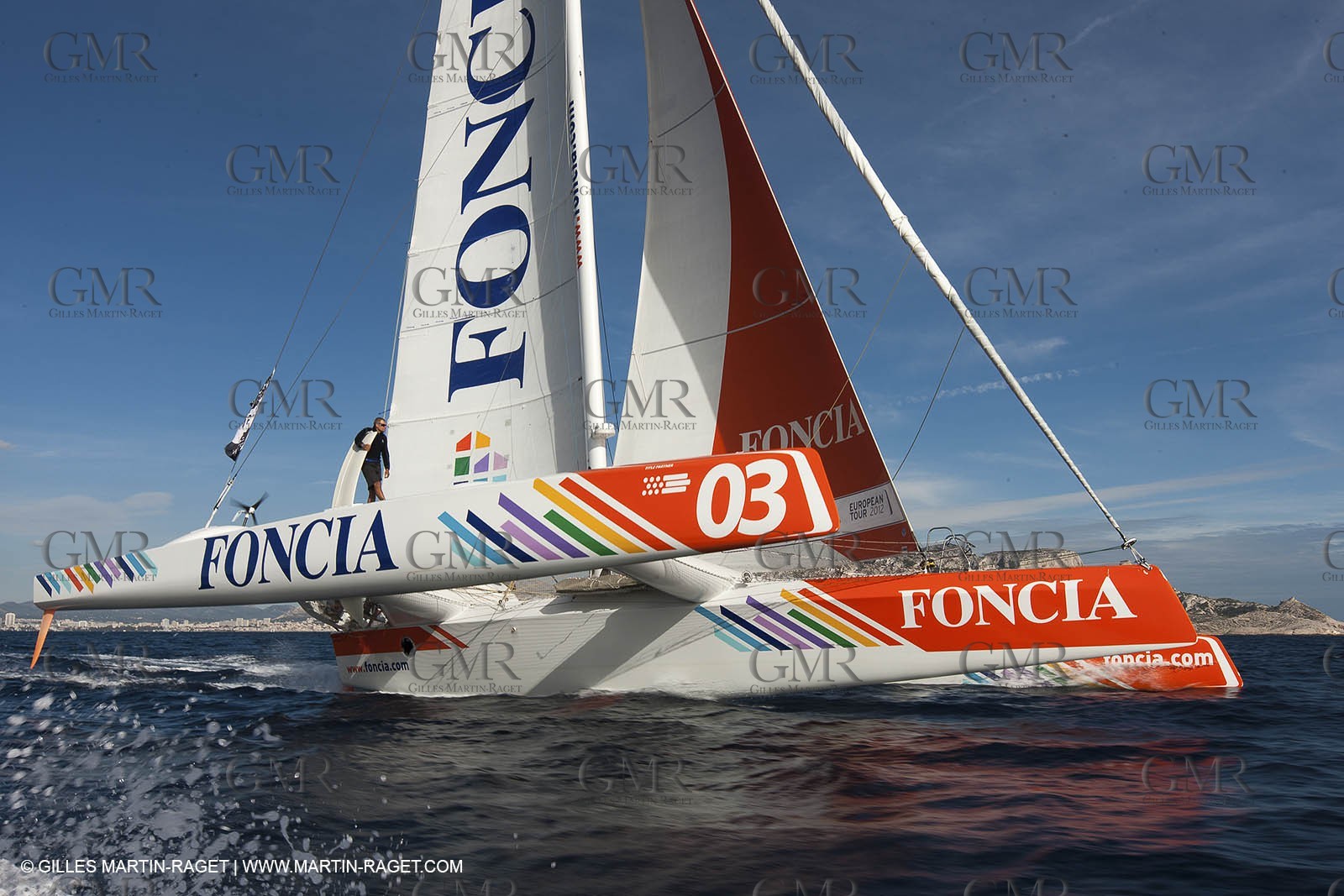 27 09 2012 - Marseille (FRA,13) - Alpari World Match Race Tour - Match Race France 2012 - Day 3 - Quarter finals - Matc Racing specialists sail on Foncia