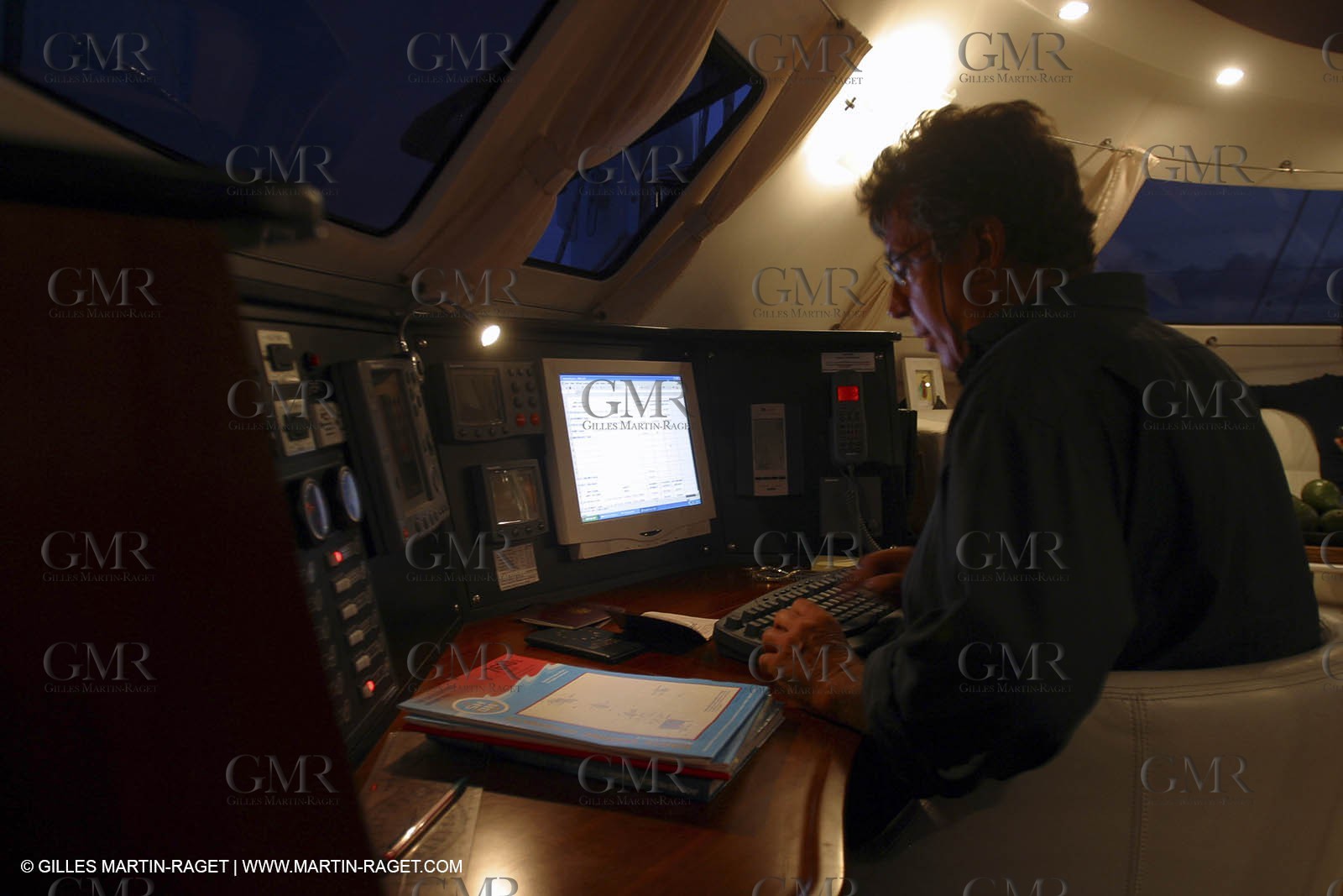 Eleuthera 60 by Fountaine-Pajot - Grenadines  Voile - Croisière - Personnages - Nuit