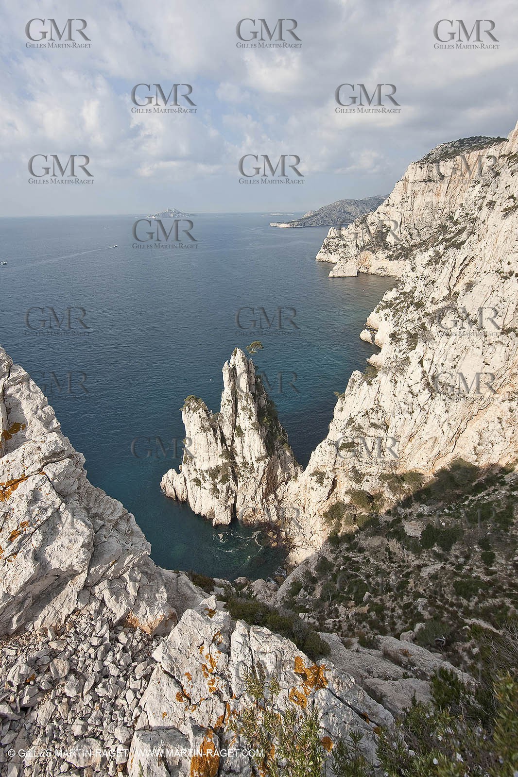 20 03 2009 - Marseille (FRA, 13) - Les Calanques - Pic de l'Eissadon and devenson cliffs