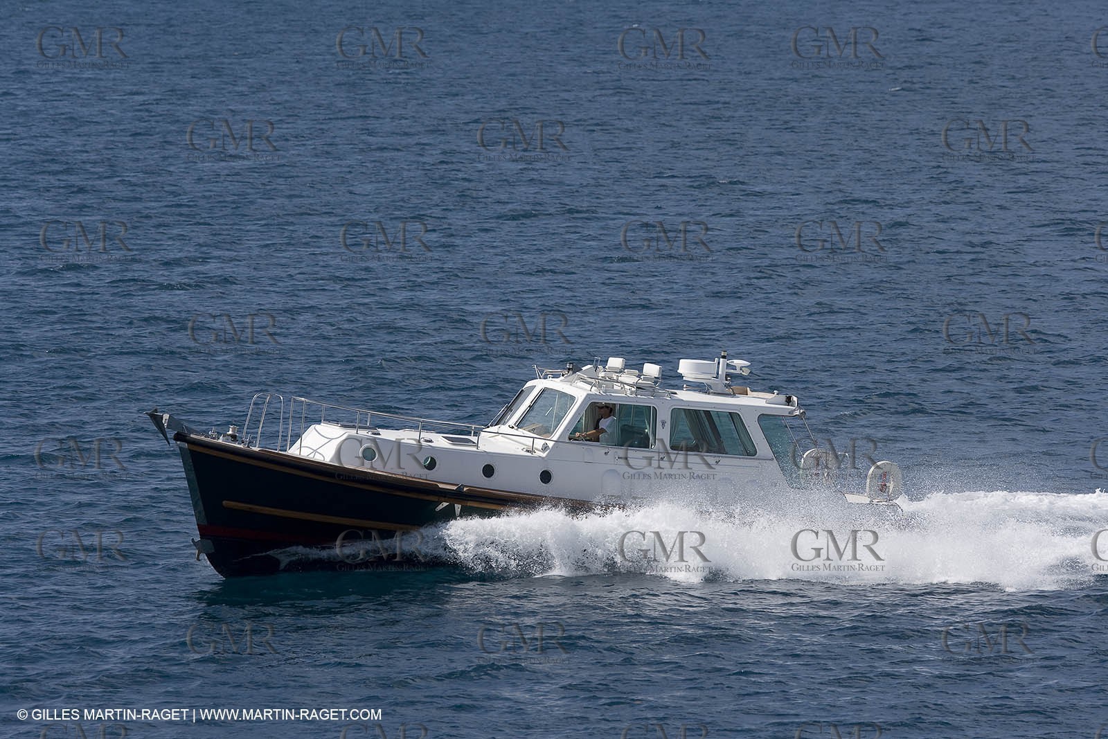 Motor boat running