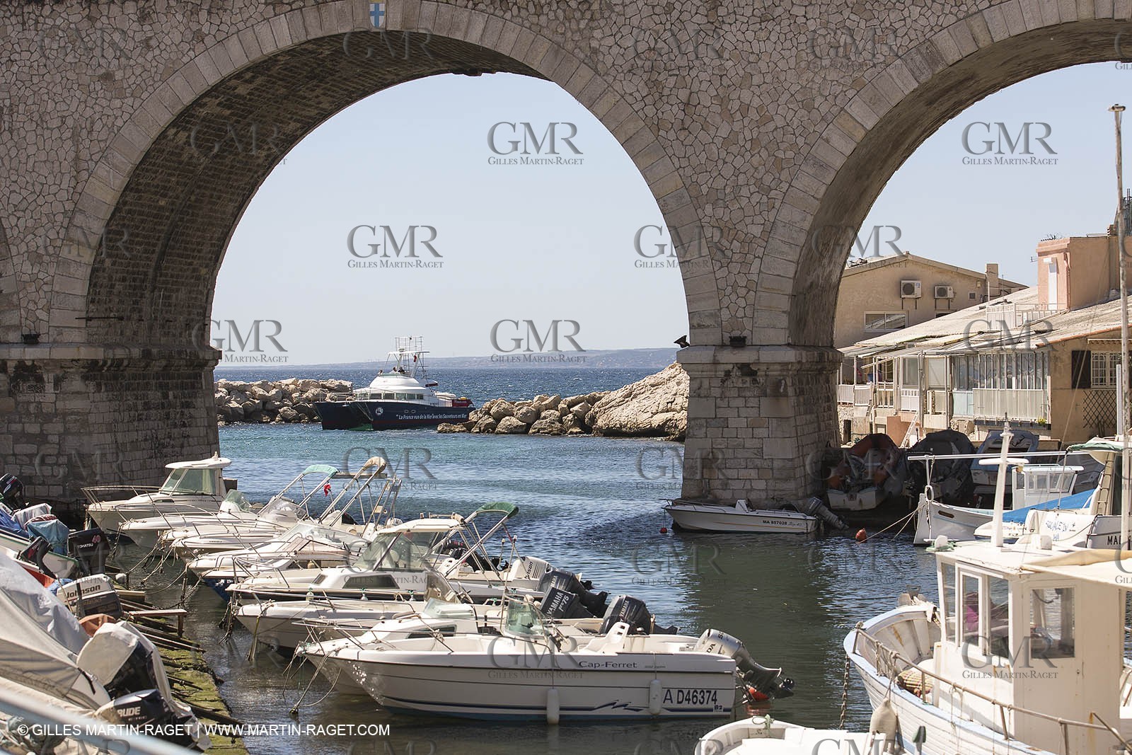 16 07 2012 - Marseille (FRA,13) - Pêcheur d'Images, Philip Plisson boat, in Marseille bay.