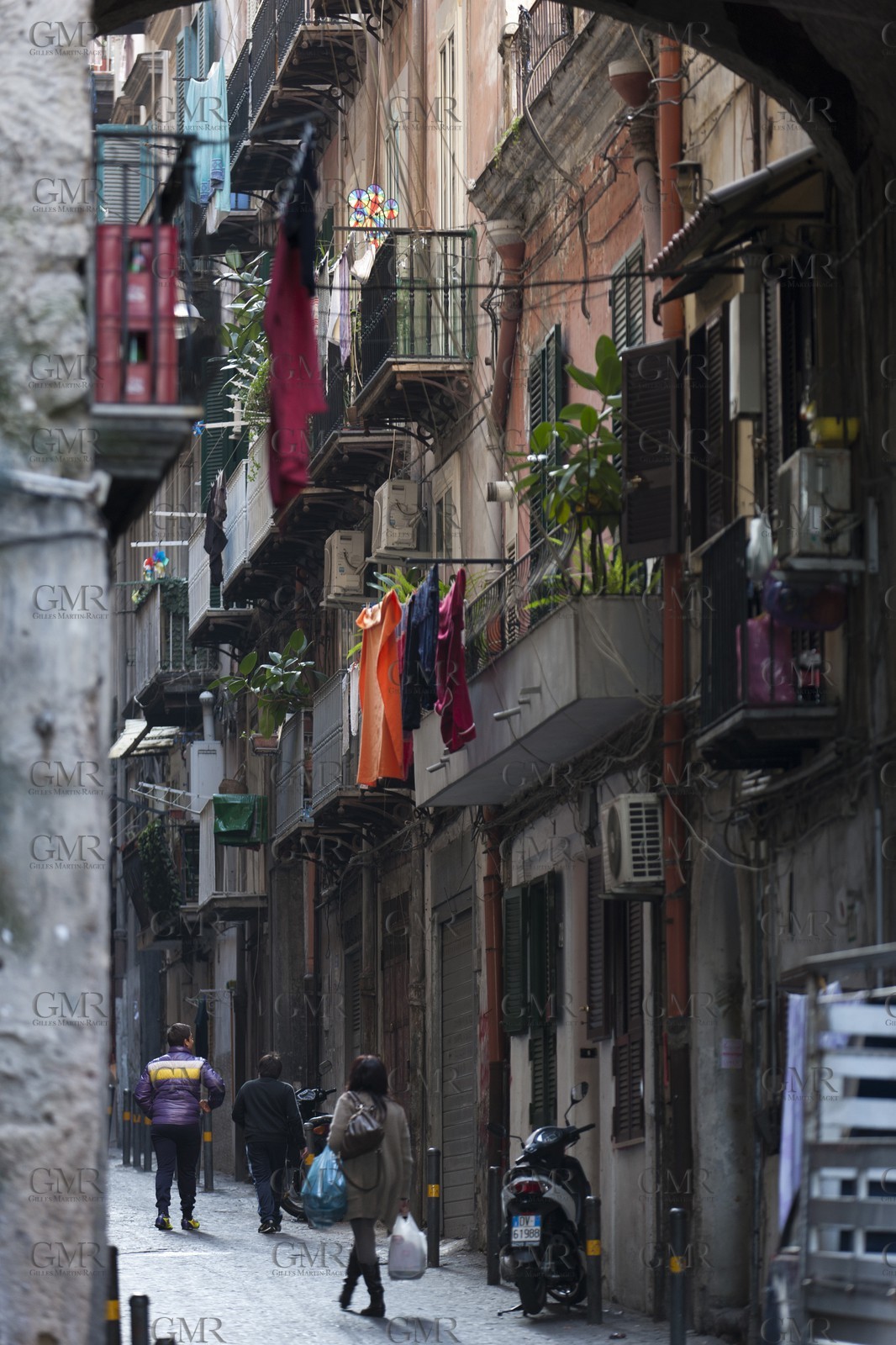 24 02 2012 - Naples (ITA) - 34th America's Cup - America's Cup World Series Naples 2012 - Naples Preview - Naples hisrtoric center streets