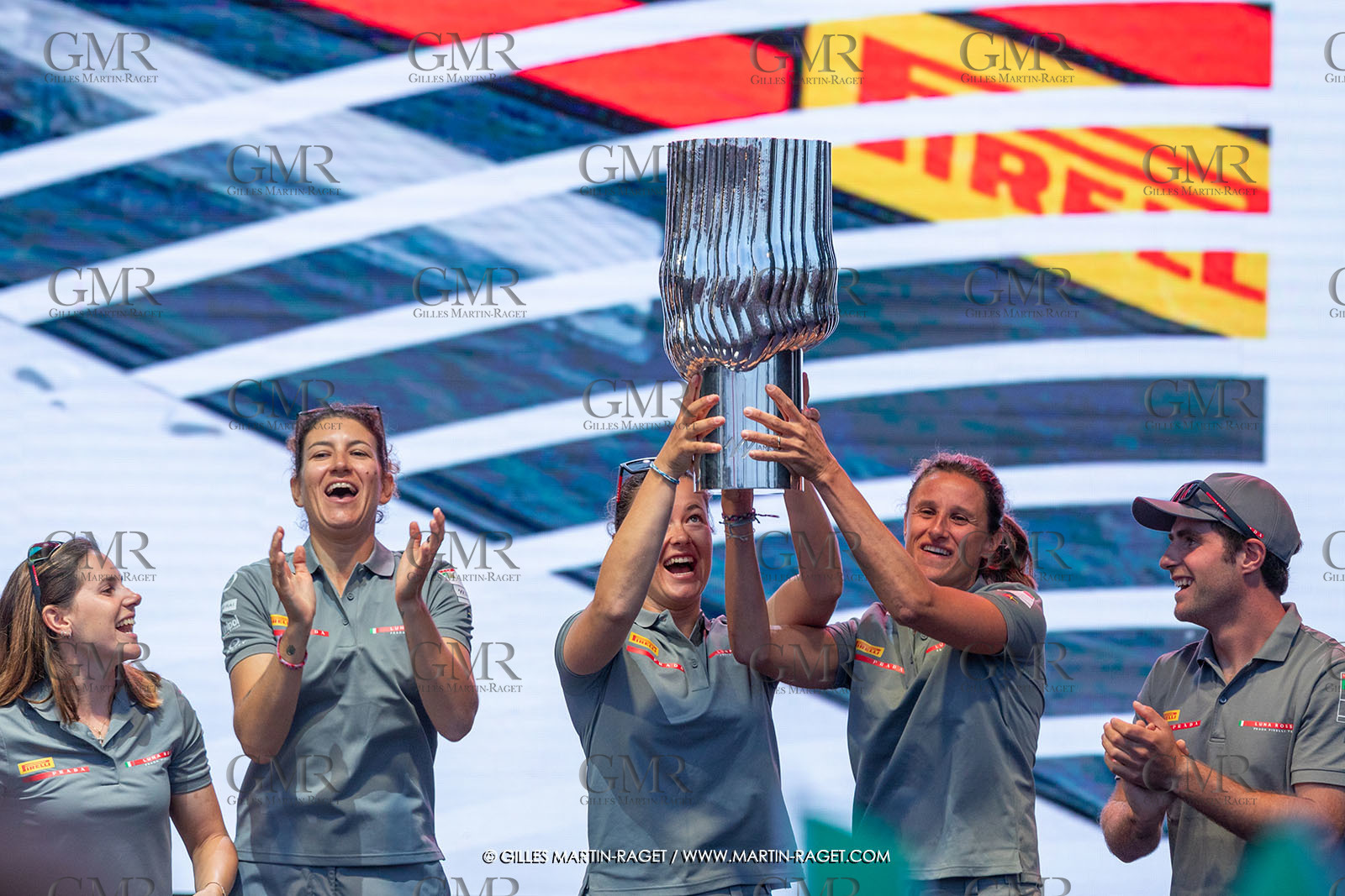 13 10 2024, Barcelona (ESP), Louis Vuitton 37th America's Cup, Final Match, Race Day 2, Puig Women America's Cup Prizegving