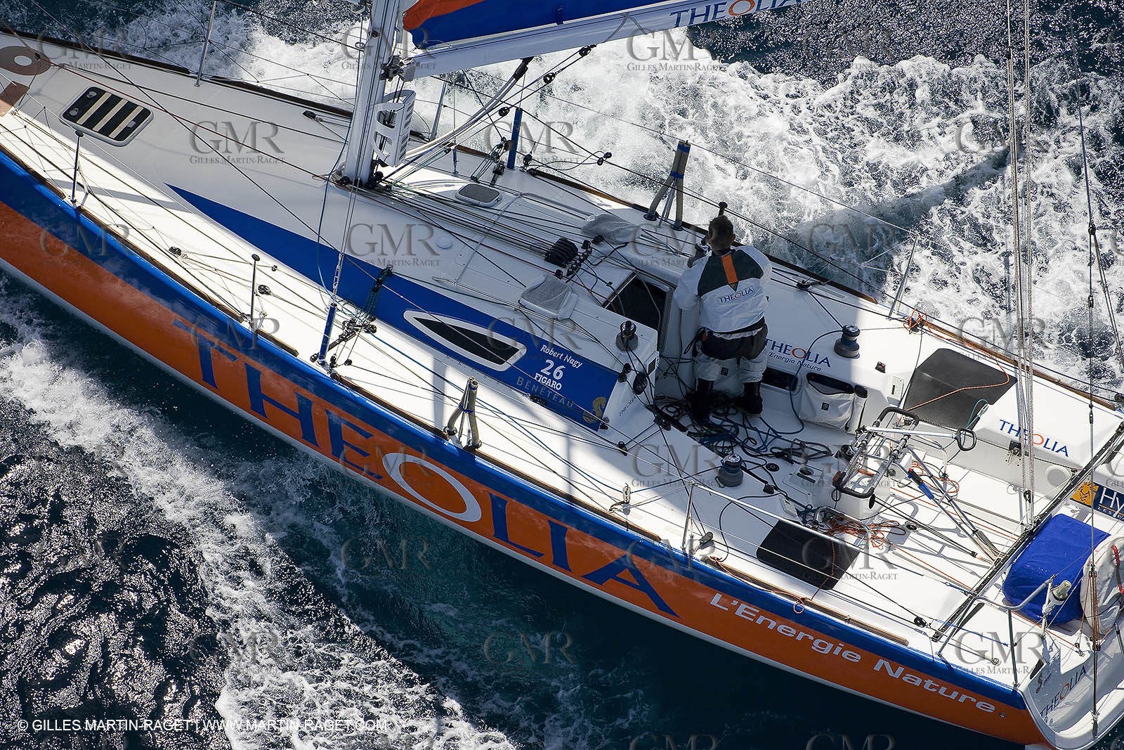 06-26-2007 - FIGARO II - THEOLIA - Skipper : Robert Nagy - Training off Marseille (south France) with strong wind conditions