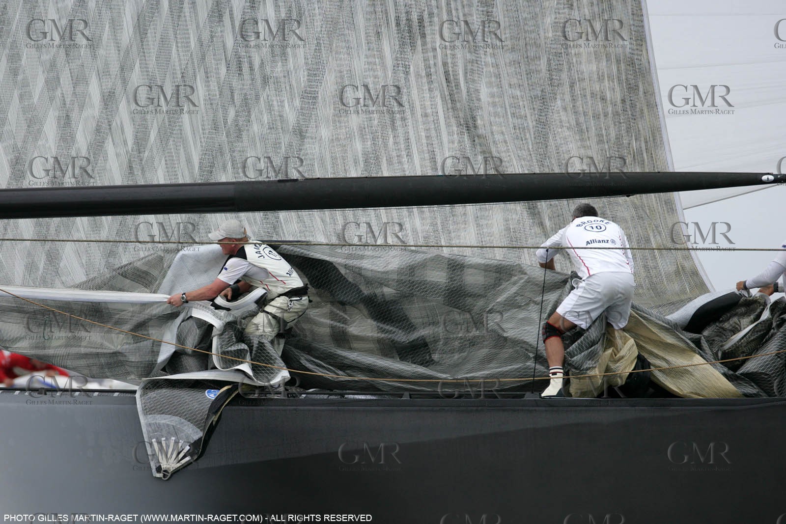 25 04 2007-Valencia (Spain)- 32nd America's Cup - Louis Vuitton Cup - RR1 - Day 10 - BMW ORACLE Racing