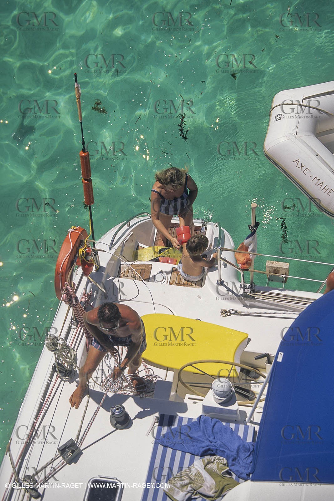 Sailing, cruising, people, children