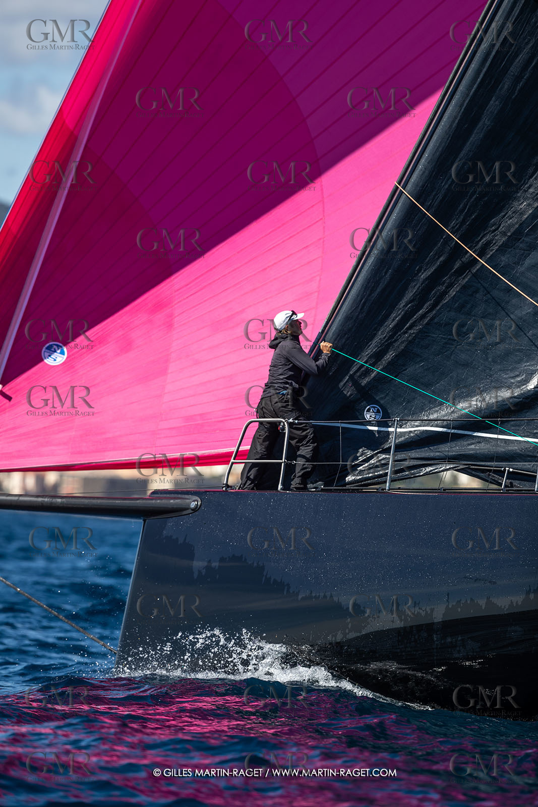 29 09 2024, Saint-Tropez (FRA), Les Voiles de Saint-Tropez 2024, Day 2, Trainings