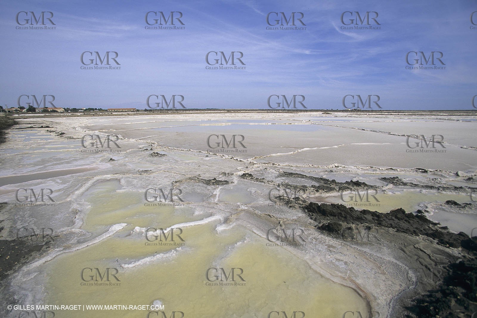 France, Provence, Marais salants, salted marshes, culture du sel, salt making, salt harvest