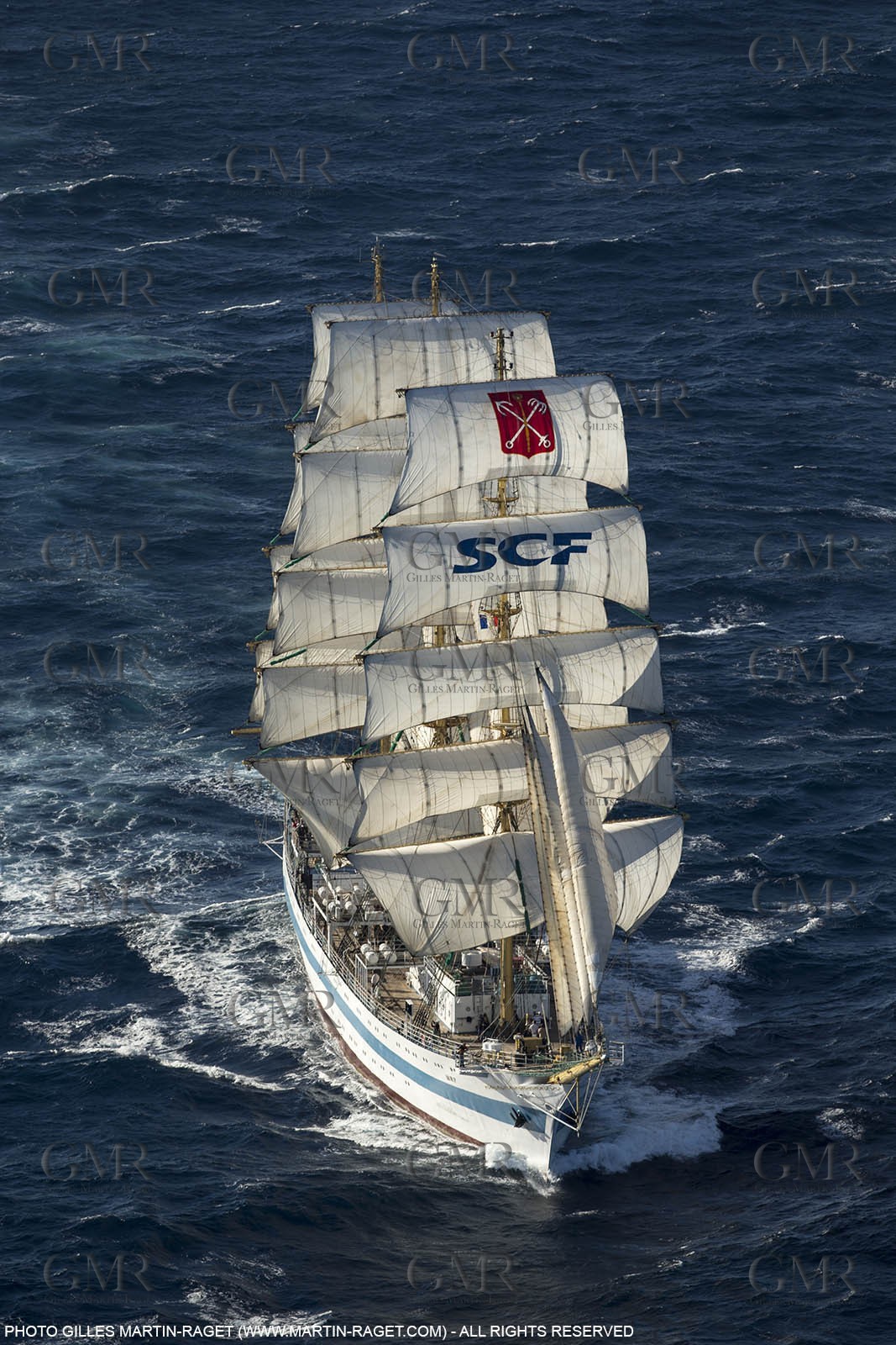 30 09 2013 - Toulon (FRA,83) - Toulon Voiles de Légende - Start towards La Spezia - MIR