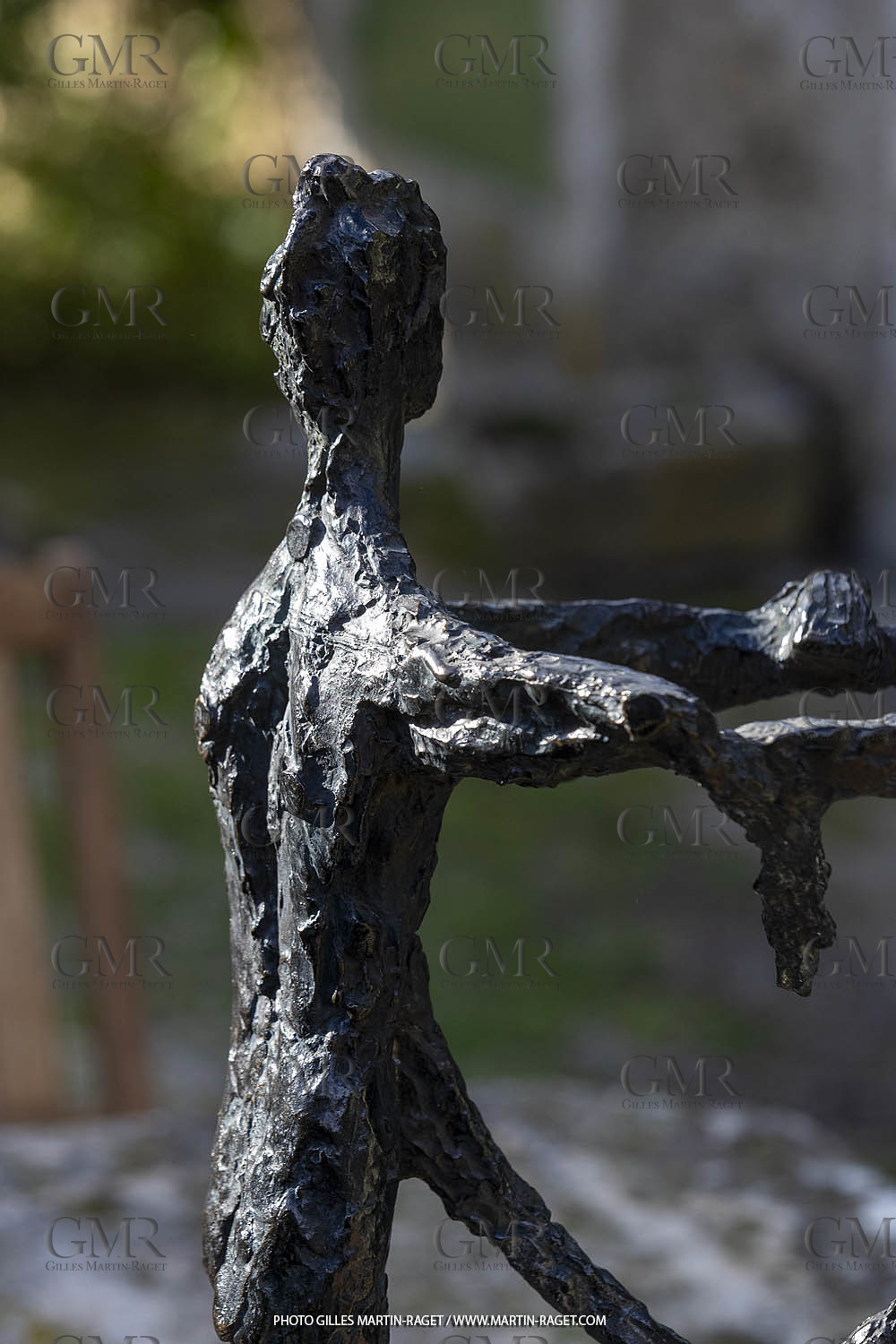 19 02 2020, St Rémy de Provence (FRA,13), Oeuvre de Germaine Richier, Le Sablier III 1953, Bronze patiné foncé, Epreuve d'exposition, 68,5 x 31 x 28 cm, collection particulière