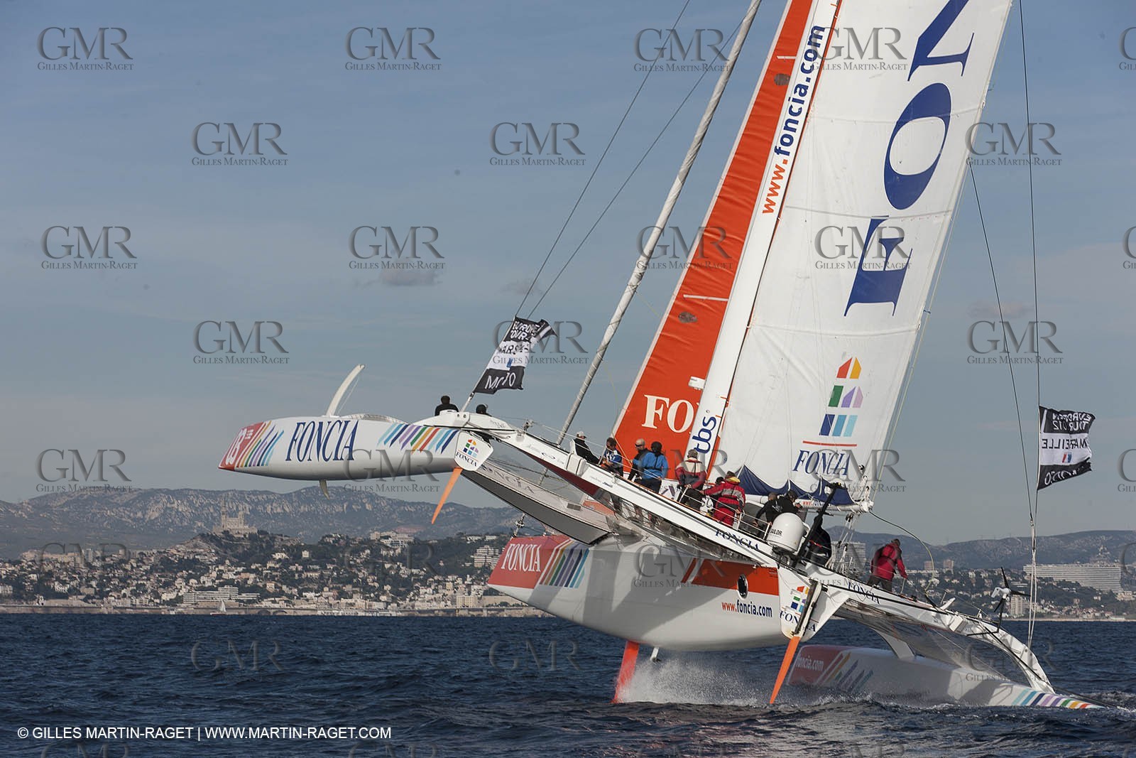 27 09 2012 - Marseille (FRA,13) - Alpari World Match Race Tour - Match Race France 2012 - Day 3 - Quarter finals - Matc Racing specialists sail on Foncia