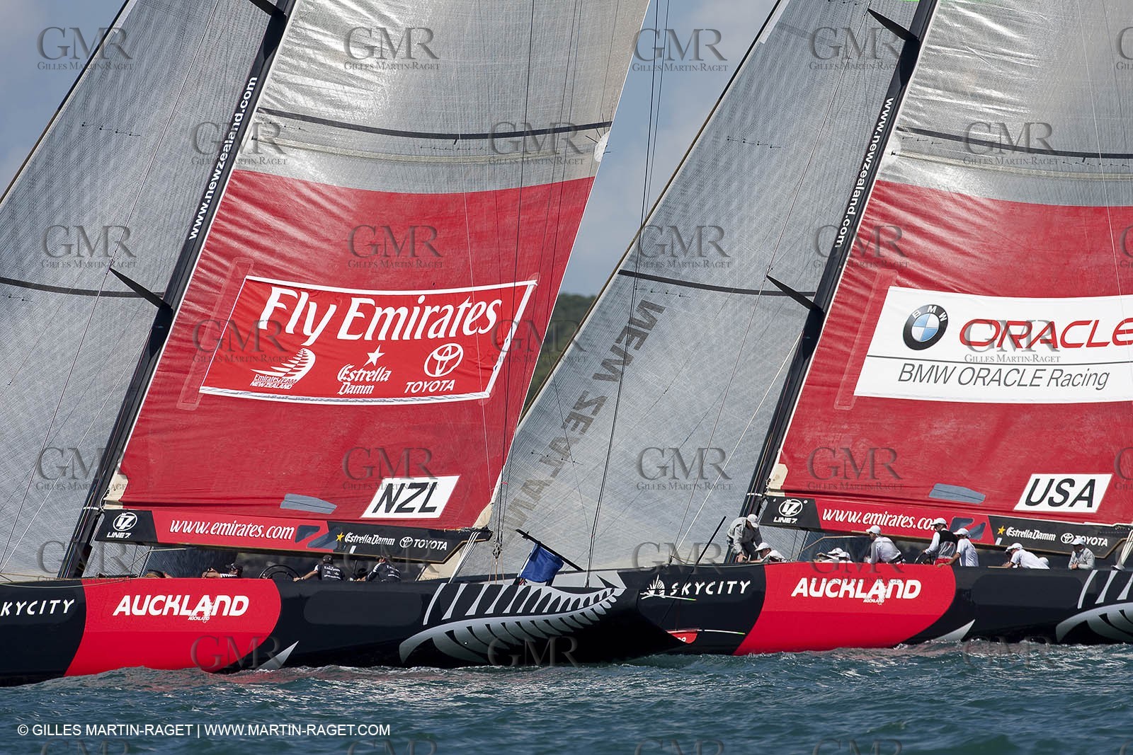 23 01 2009 - Auckland (NZL) -  Louis Vuitton Pacific Series - BMW ORACLE Racing-Tuning up onboard Emirates Team New Zealand yacht