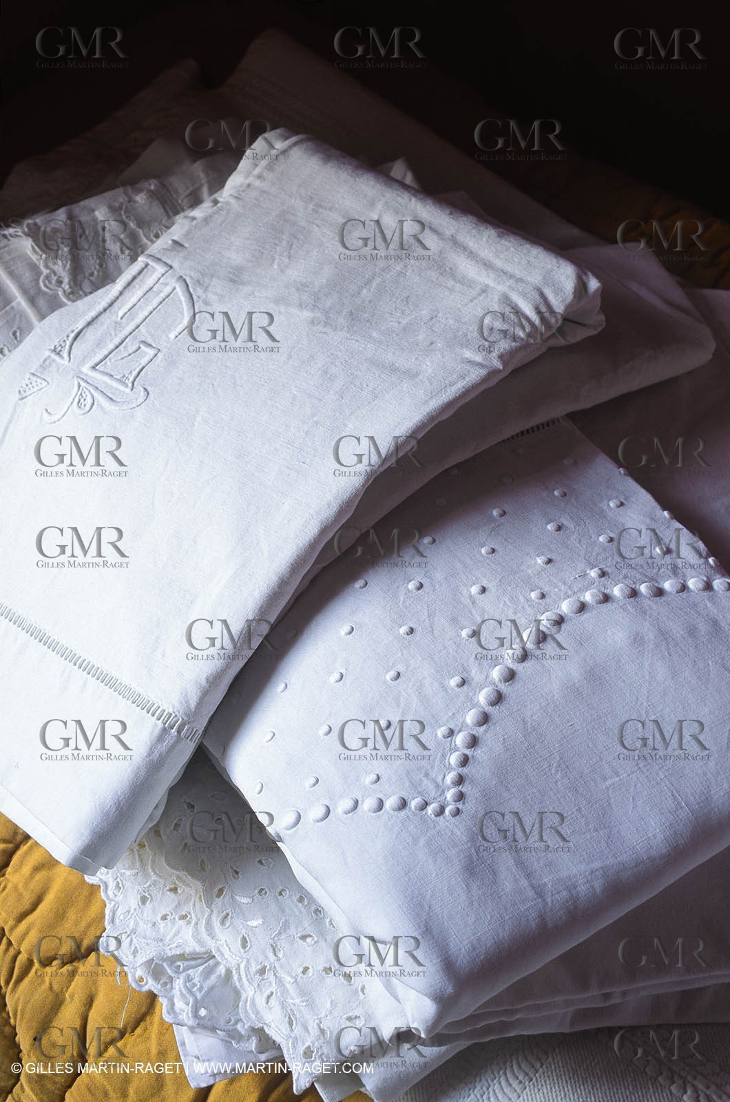 Bouches du Rhône, (FRA,13), Household linen