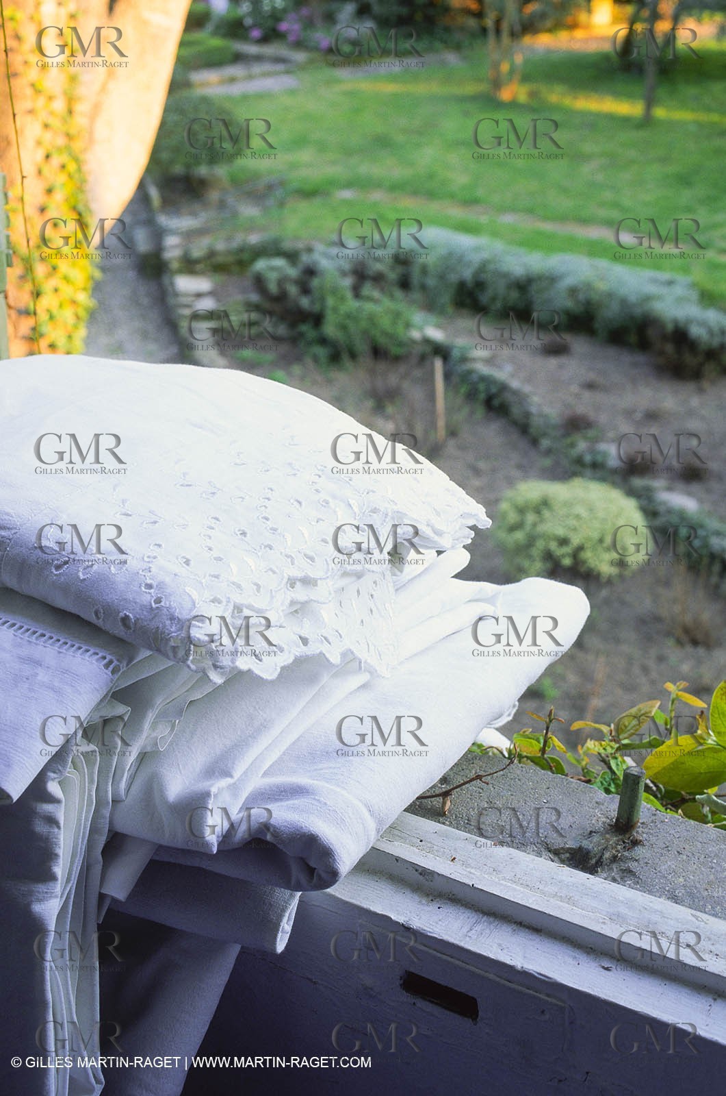 Bouches du Rhône, (FRA,13), Household linen