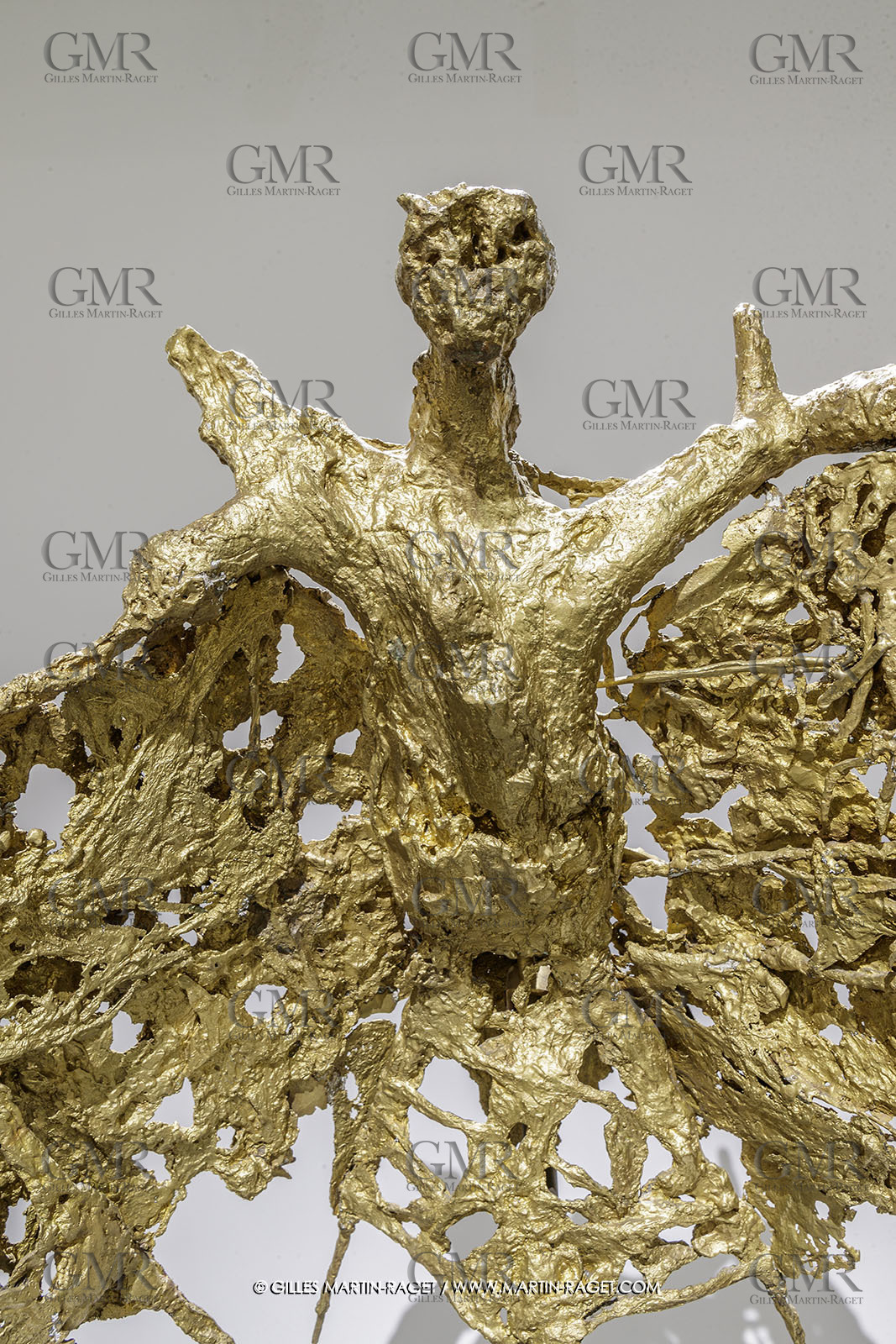 02 05 2023, Paris (FRA), oeuvre de Germaine Richier, Exposition Centre Pompidou 2023,  La Chauve-souris 1946,  Bronze naturel nettoyé, Numéroté 6 6, Fondeur : L. Thinot, Paris, 84 x91 x 58 cm, Musée Fabre Montpellier,  achat de la ville de Montpellier avec la participation du FRAM Languedoc-Roussillon, 1996