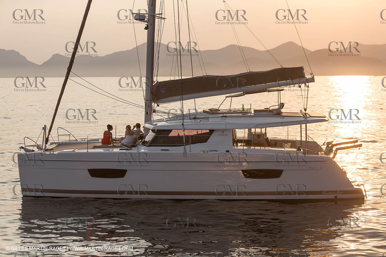 12 09 2016, Cannes (FRA,06), Chantier Fountaine-Pajot, Helia 44