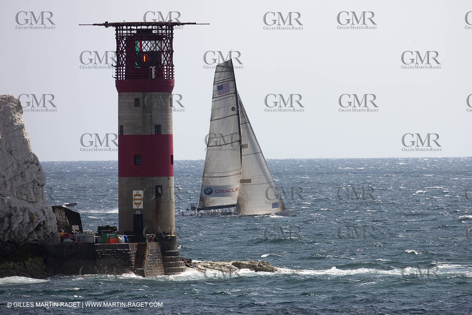 05 08 2010 - Cowes (UK, IOW) - The 1851 Cup -  BMW ORACLE Racing -  - Round The Island Race - Rounding the Needles.
