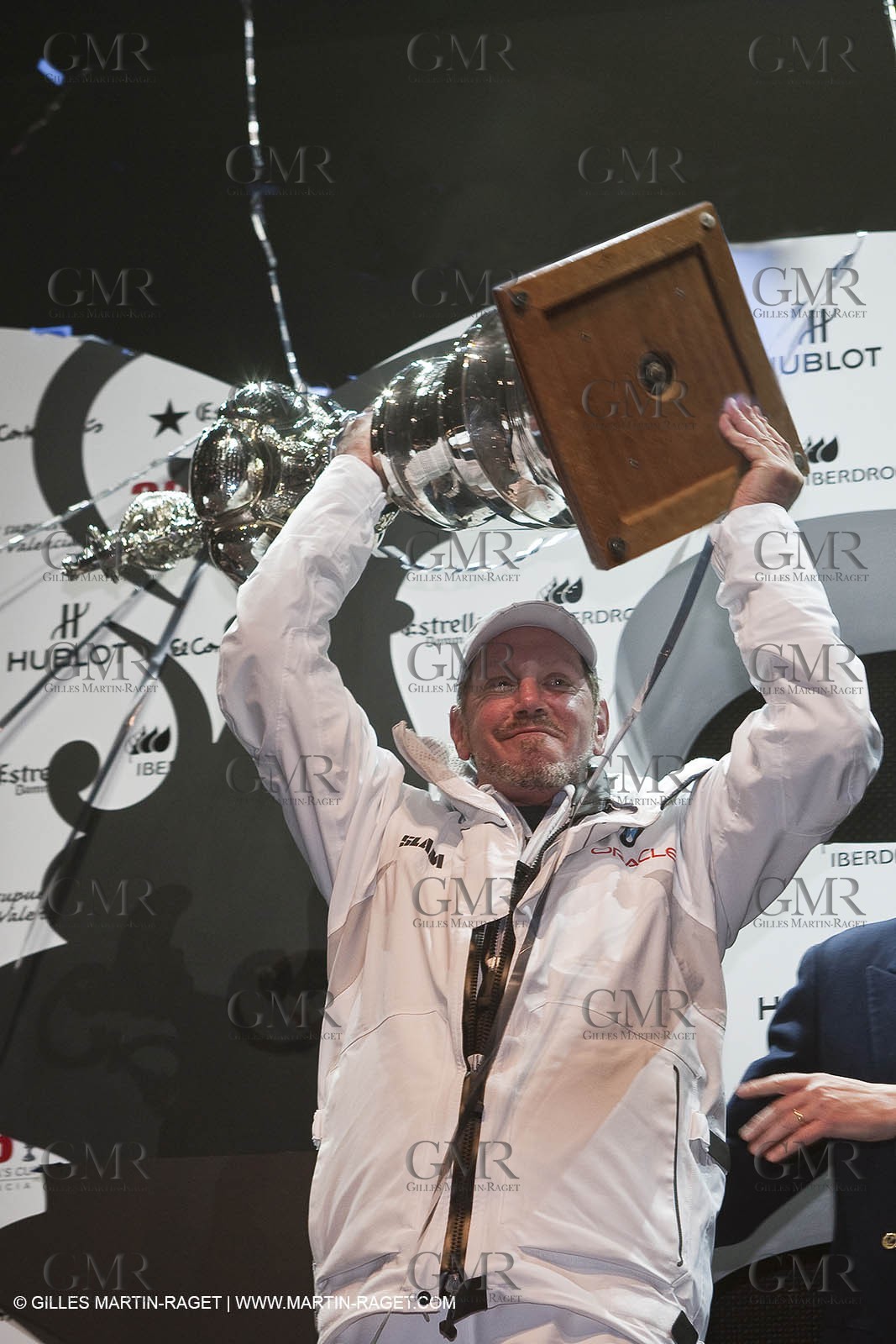 14 02 2010 - Valencia (ESP) - 33rd America's Cup - BMW ORACLE Racing - Race 2 - Larry Ellison