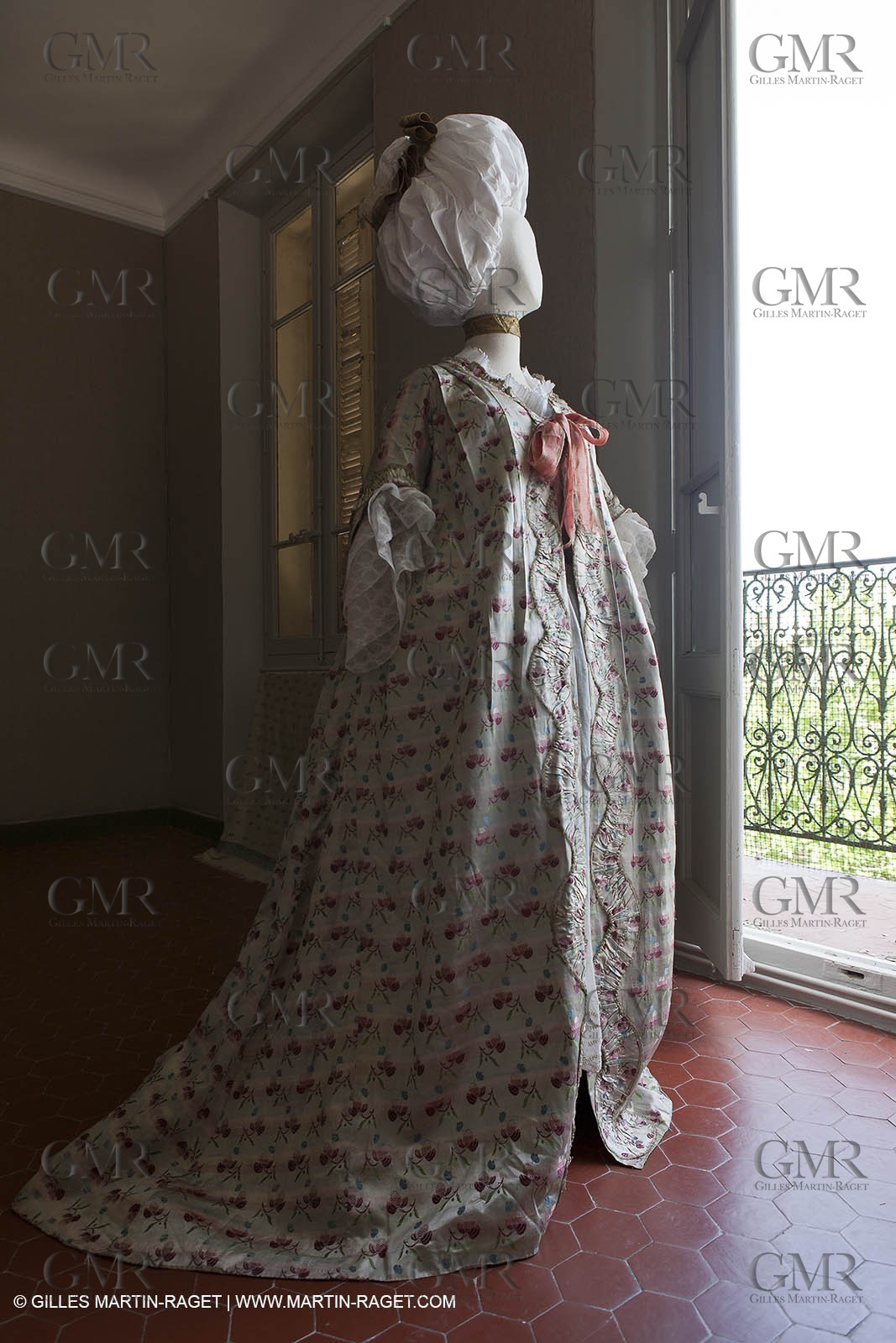 06 07 2012, Toulon (FRA,83), Villa Rozemaine, exhibition 'Fashion Dresses