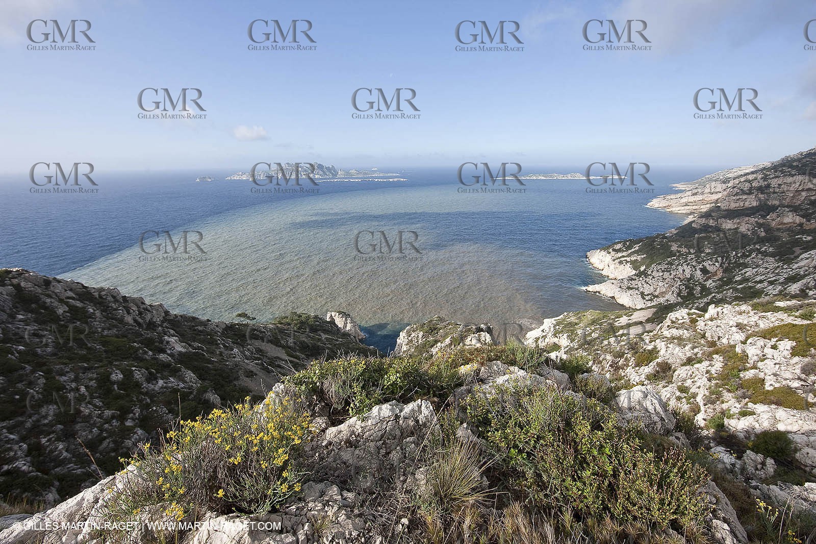 16 04 2009 - Marseille (FRA, 13) - Les Calanques - Cortiou rejections after after stormy weather over Marseilles