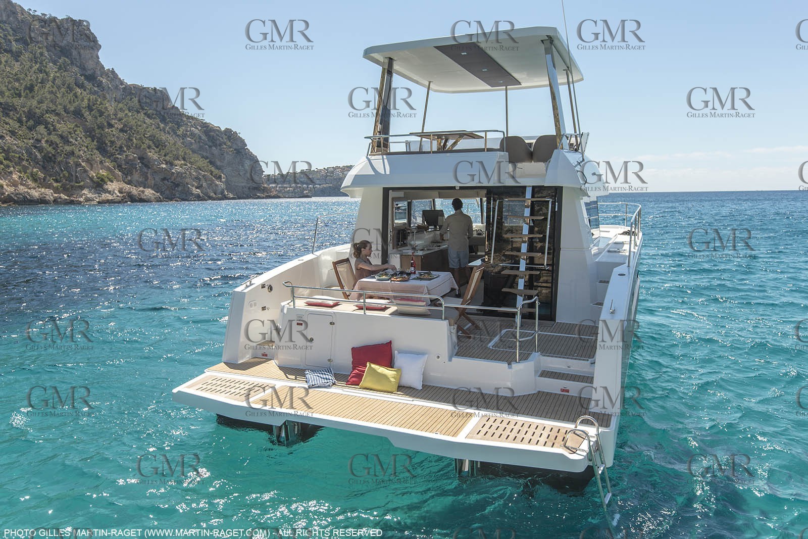 08 04 2015, Andraitx (Isla de Mallorca, Islas Baleares, ESP), Chantier Fountaine-Pajot, Motor Yacht 37
