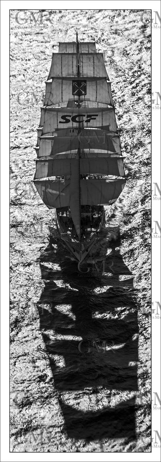 30 09 2013 - Toulon (FRA,83) - Toulon Voiles de Légende - Start towards La Spezia - MIR