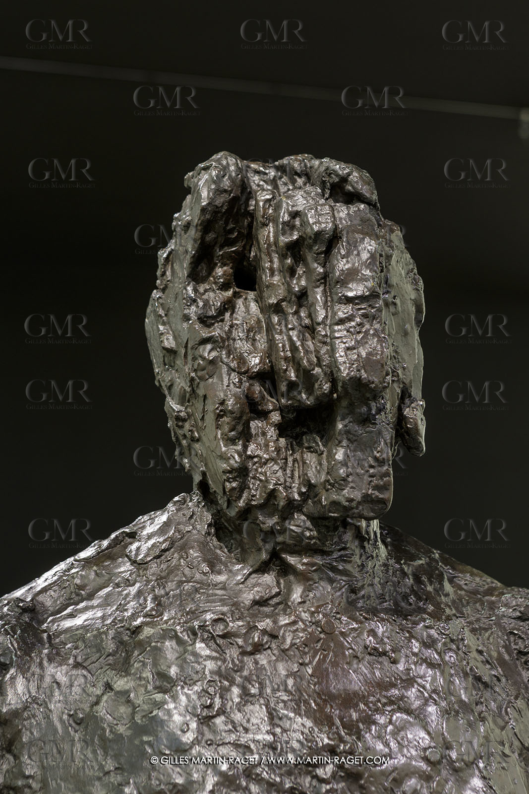 02 05 2023, Paris (FRA), oeuvre de Germaine Richier, Exposition Centre Pompidou 2023,  L'Orage [1947-1948], Bronze patina foncé, Numéroyé 1 11, Fondeur : Alexis Rudier, Paris, 197 x 77 x 50 cm, Centre Pompidou, misée National d'art moderne, Paris, achat de l'état, 1949