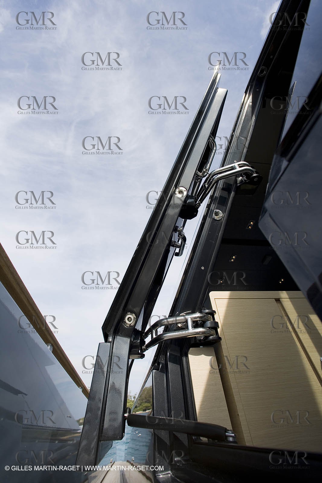 29 09 2007 - St Jean Cap Ferrat - Wally Yachts - Wally Power 70 - Lau Lau