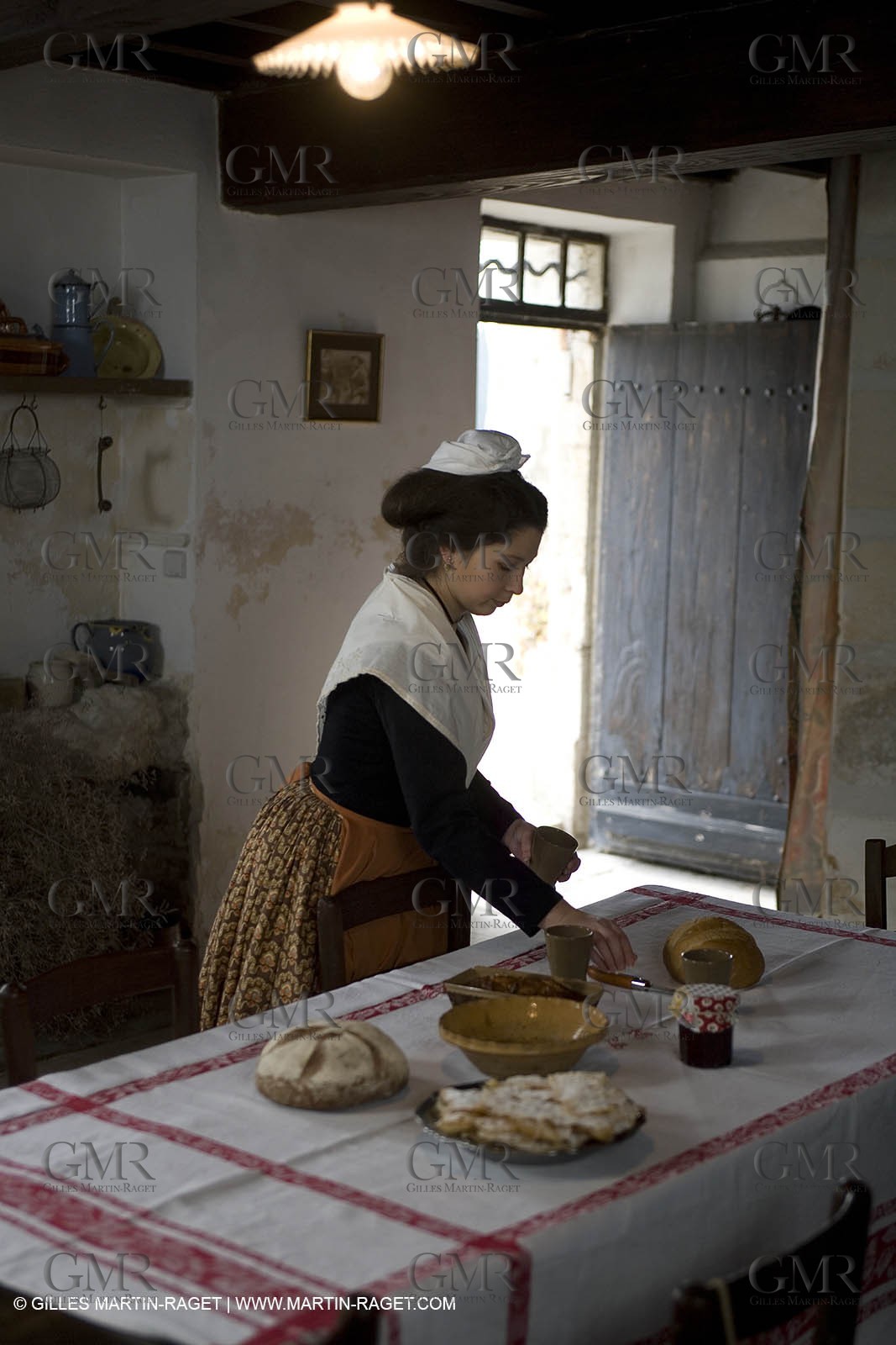 18 02 2007 - Saint Rémy de Provence - Queen of Arles in the Alpilles - Frederic Mistral House