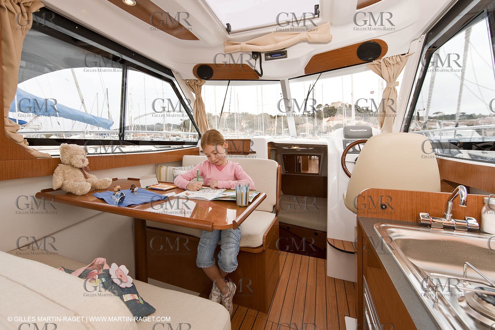 15 04 2008 - Porquerolles (Fra, 83) - Beneteau - Antares 8