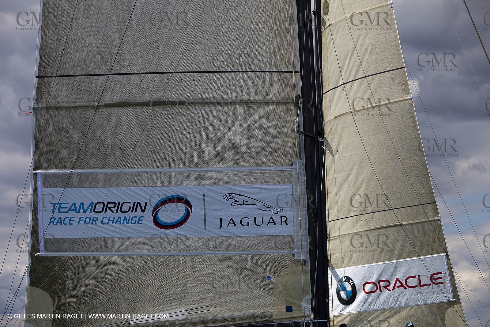 02 08 2010 - Cowes (UK, IOW) - The 1851 Cup -  BMW ORACLE Racing - Training Day.
