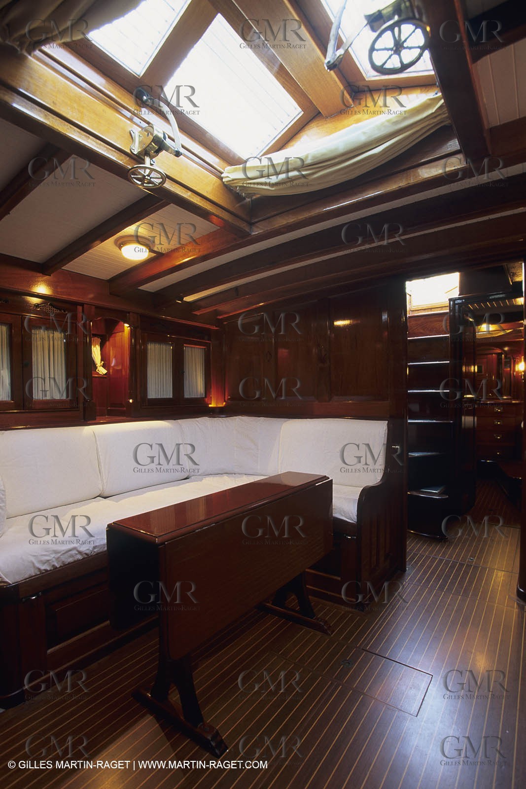 Sailing, Classic yachts (for yacht names check keywords)