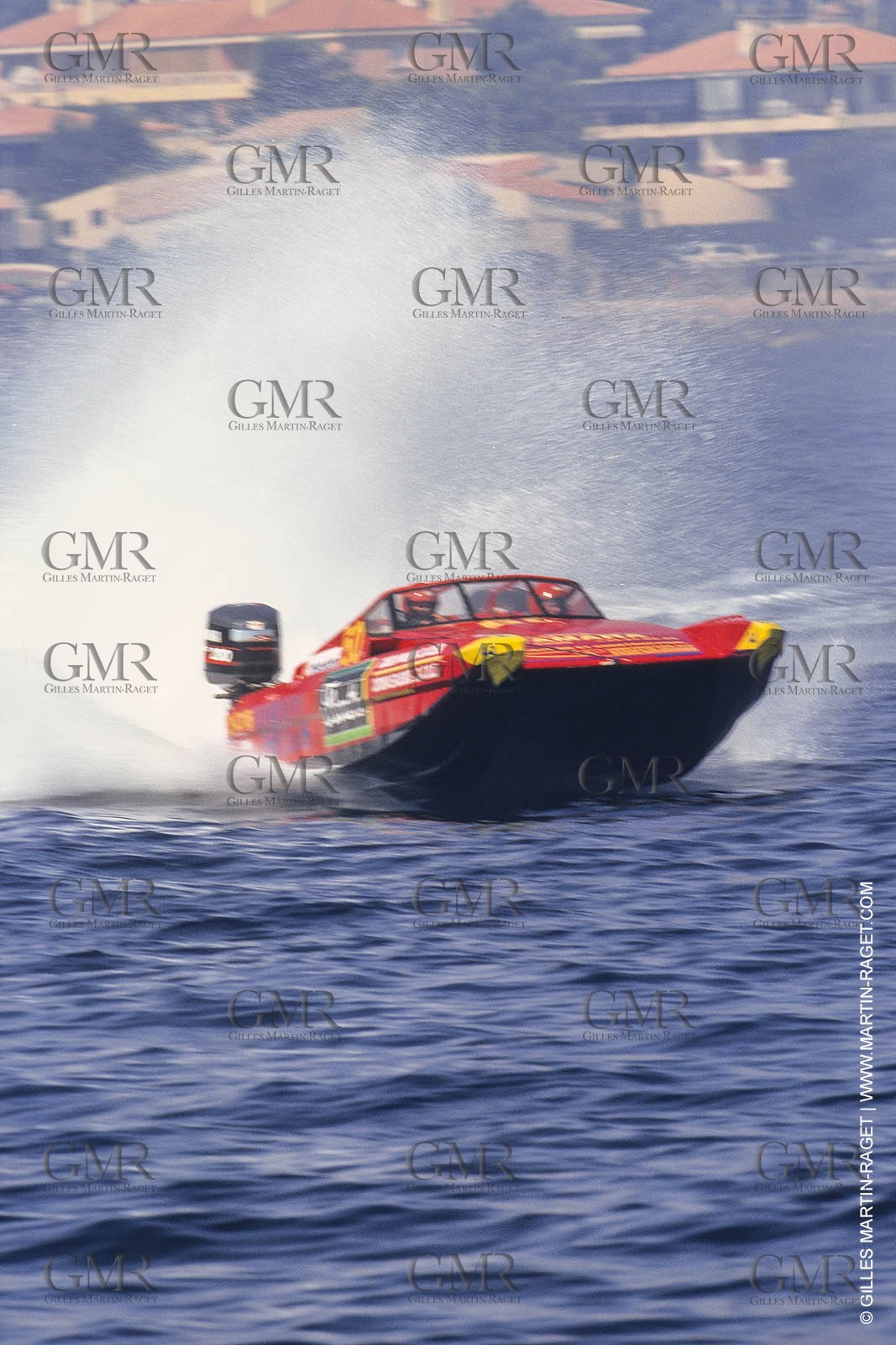 Powerboating, offshore racing